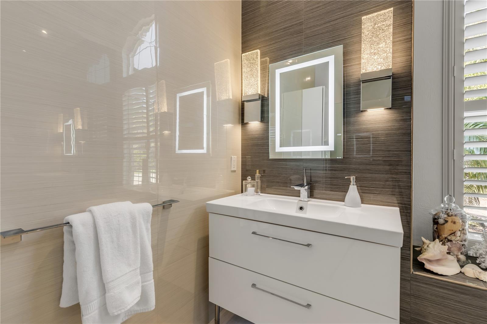 Image 67 of 100 For 133 Via Capri