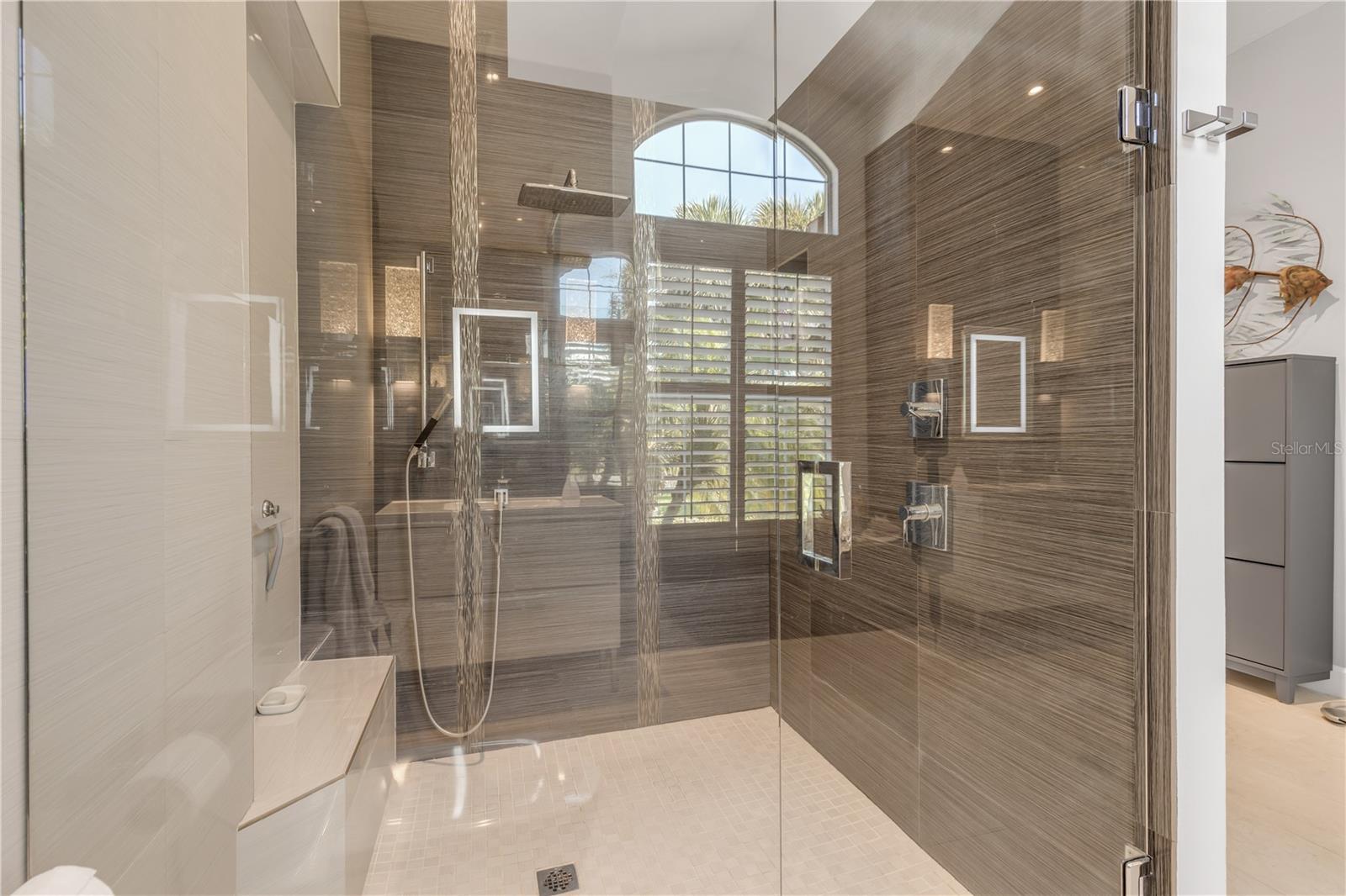 Image 69 of 100 For 133 Via Capri