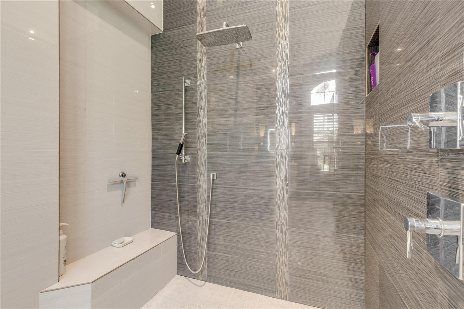 Image 70 of 100 For 133 Via Capri