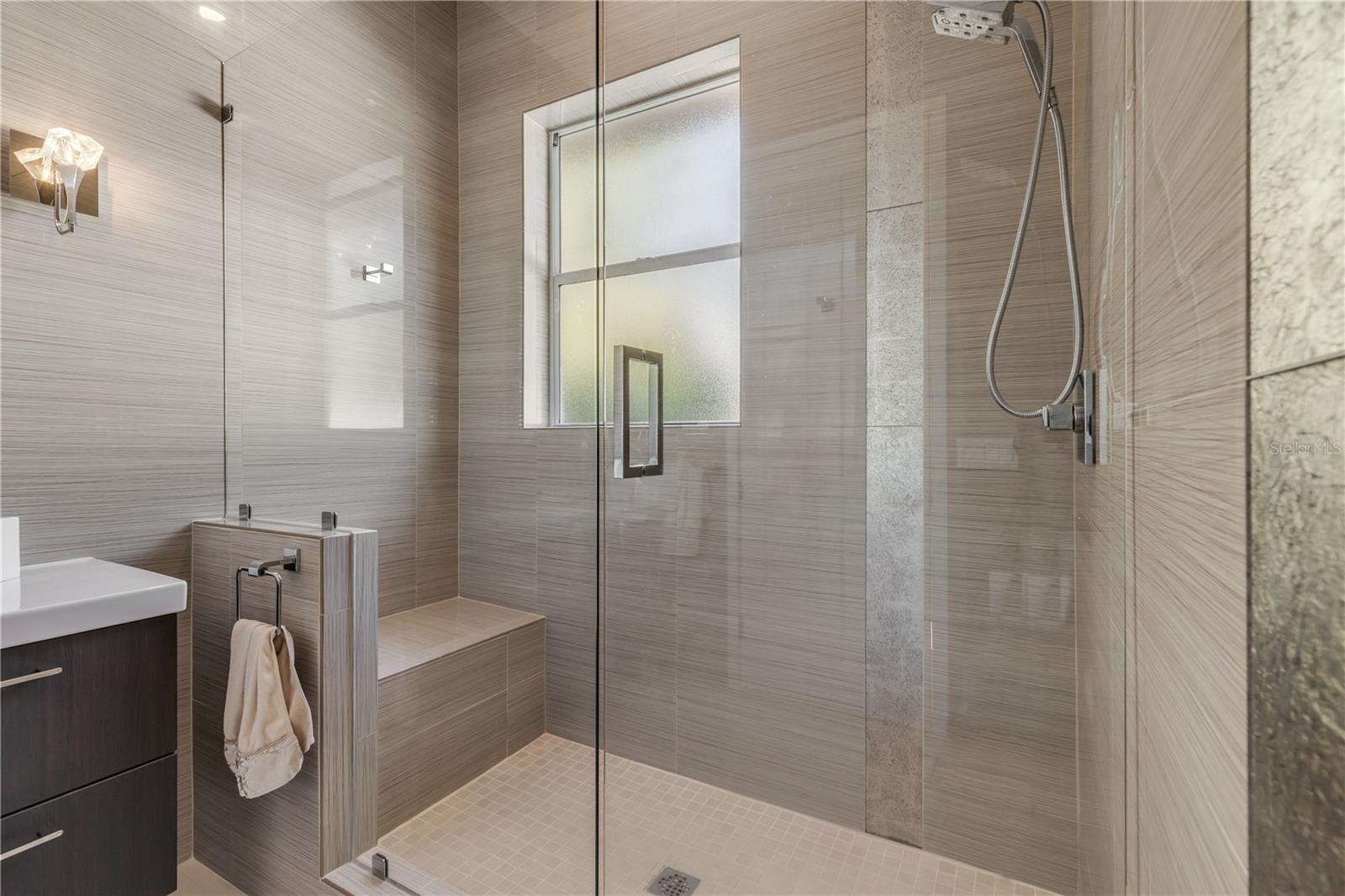 Image 76 of 100 For 133 Via Capri