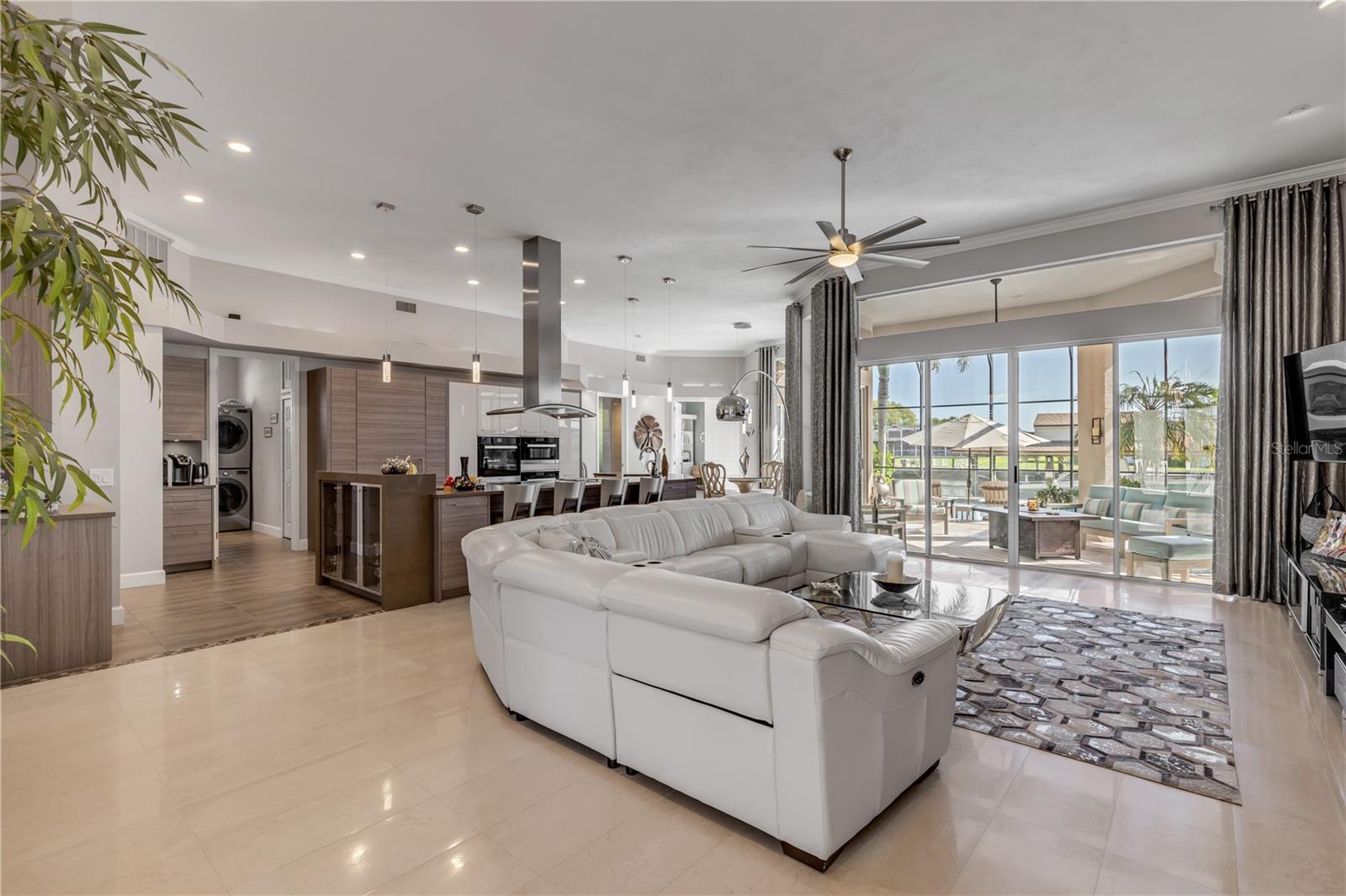 Image 92 of 100 For 133 Via Capri