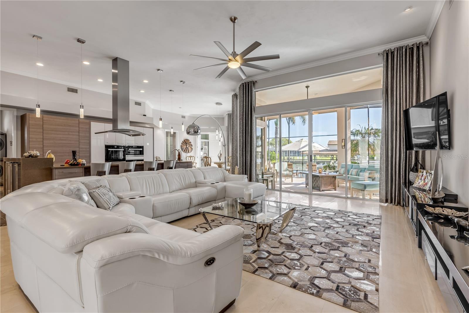 Image 93 of 100 For 133 Via Capri