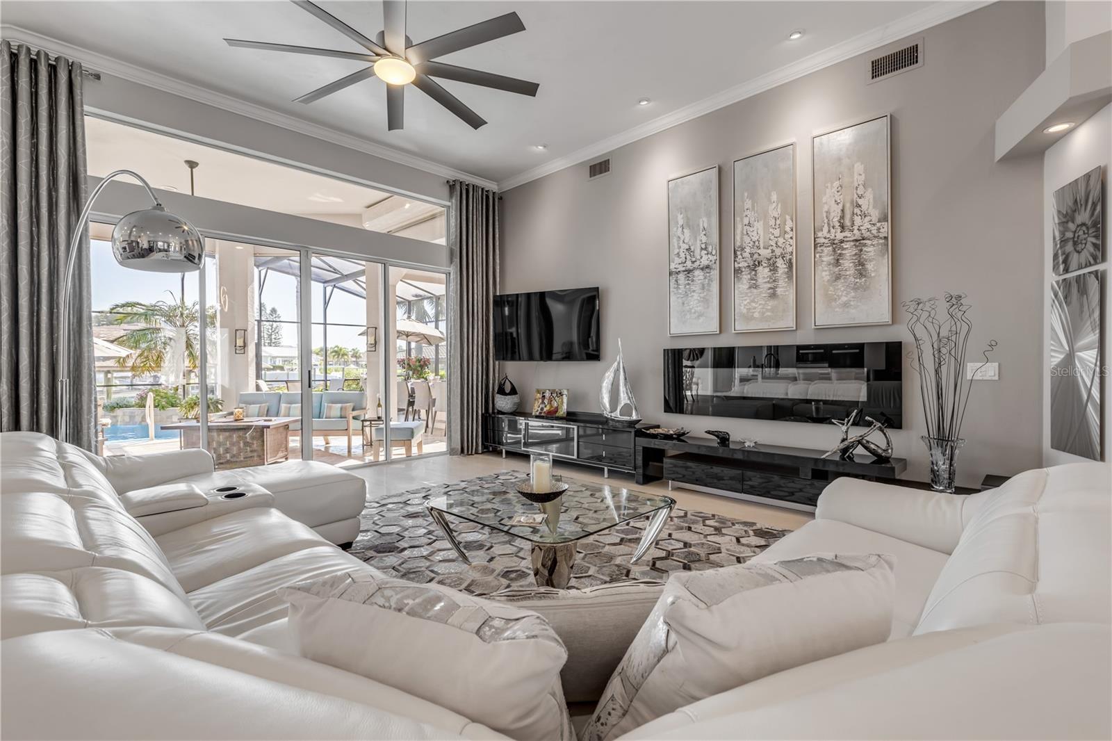 Image 95 of 100 For 133 Via Capri