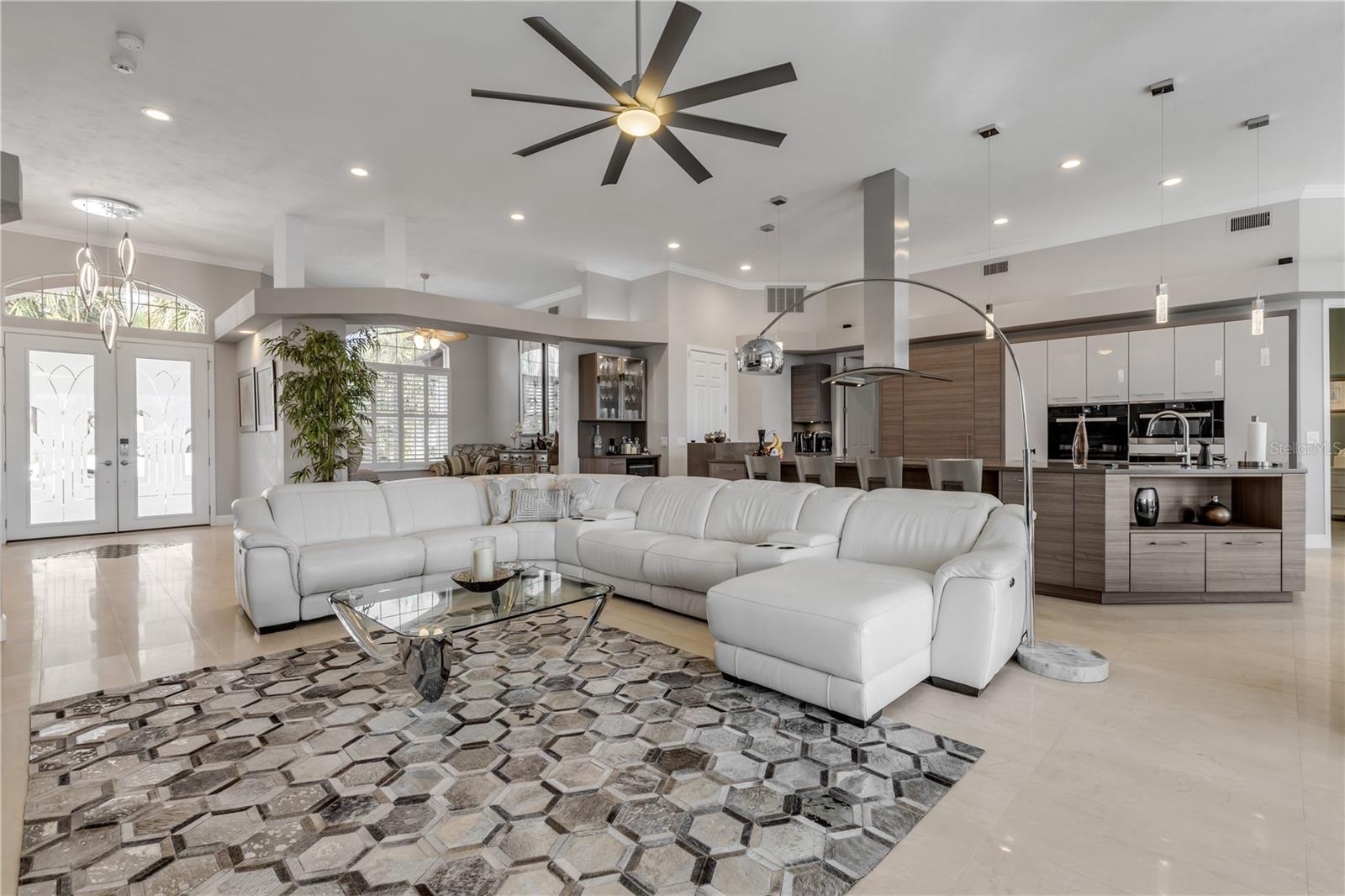 Image 98 of 100 For 133 Via Capri