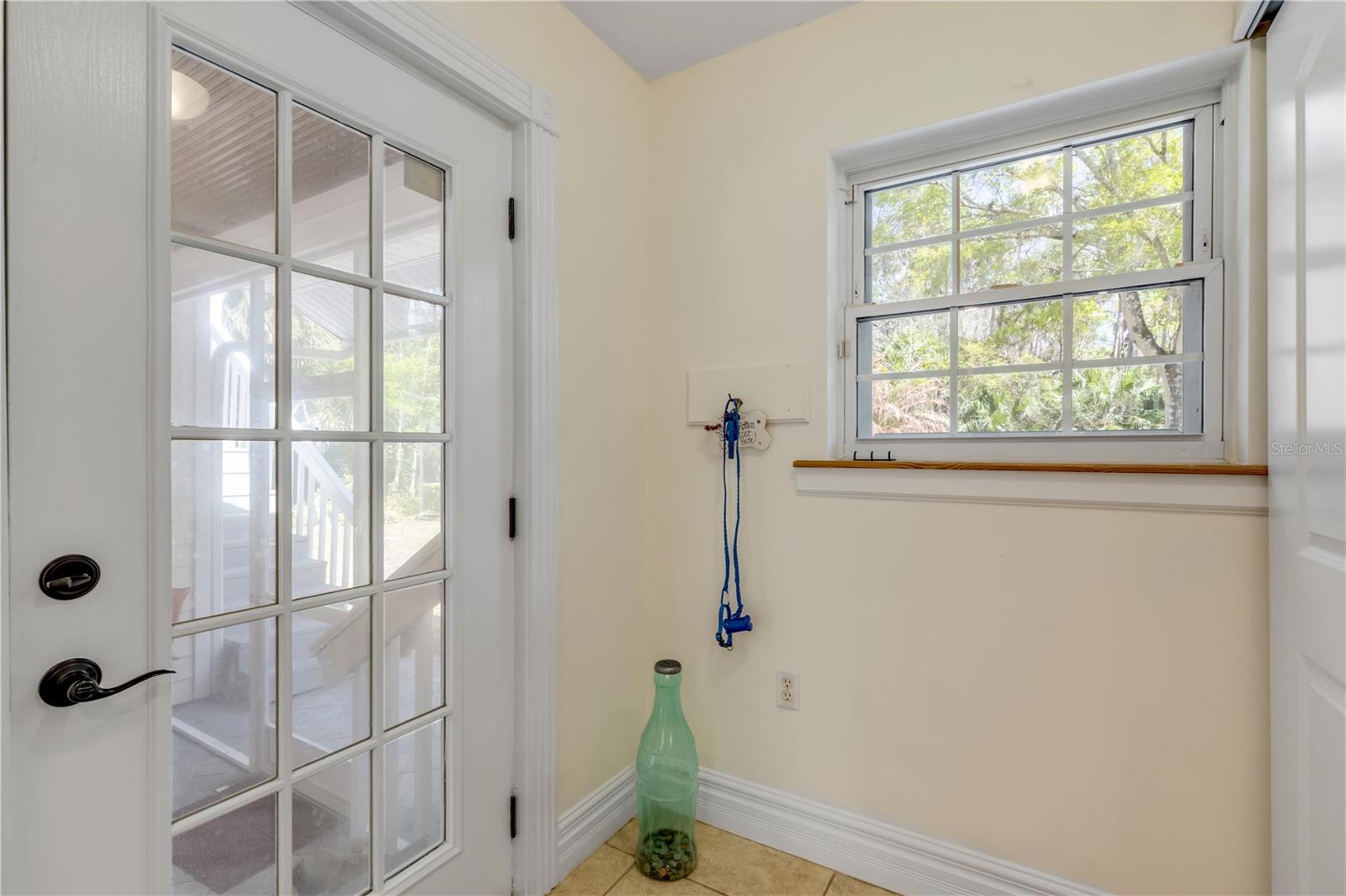 Image 32 of 100 For 2101 Knittle Circle