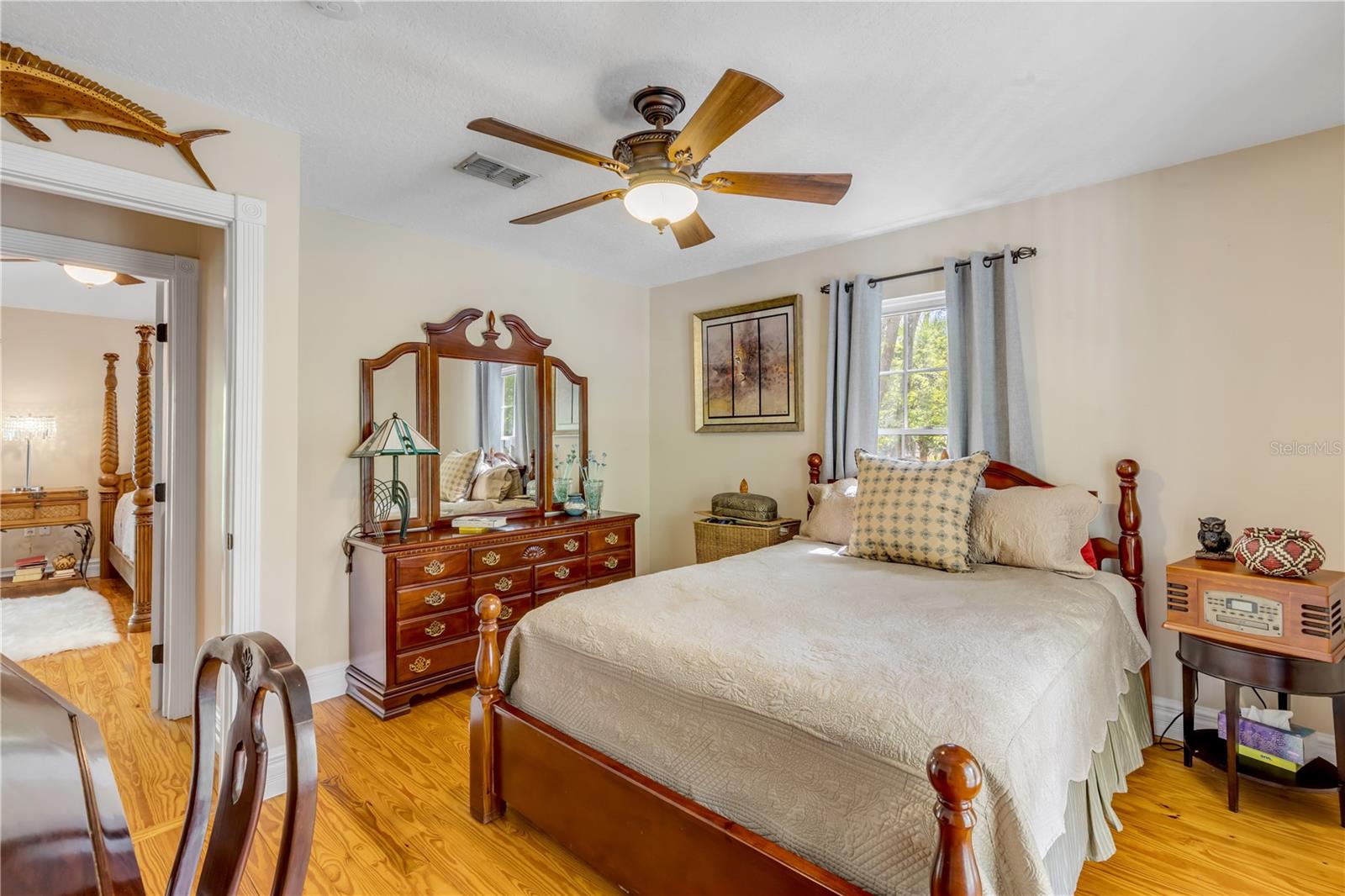 Image 36 of 100 For 2101 Knittle Circle