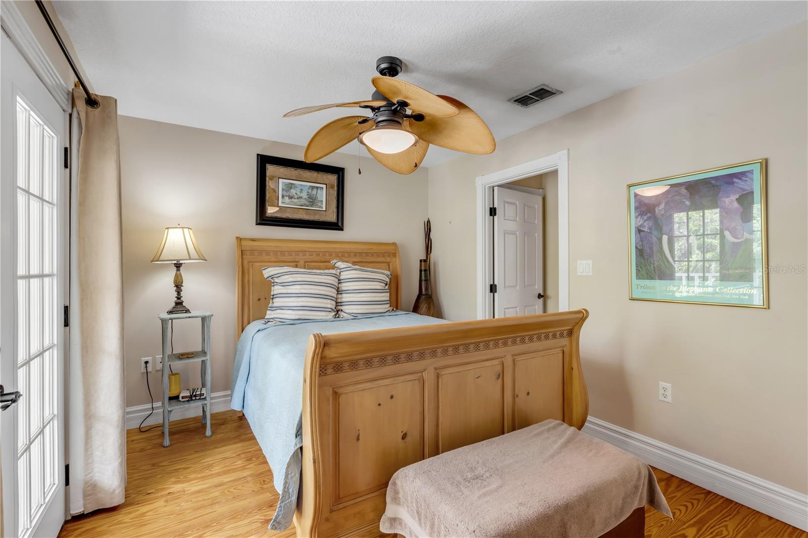 Image 40 of 100 For 2101 Knittle Circle