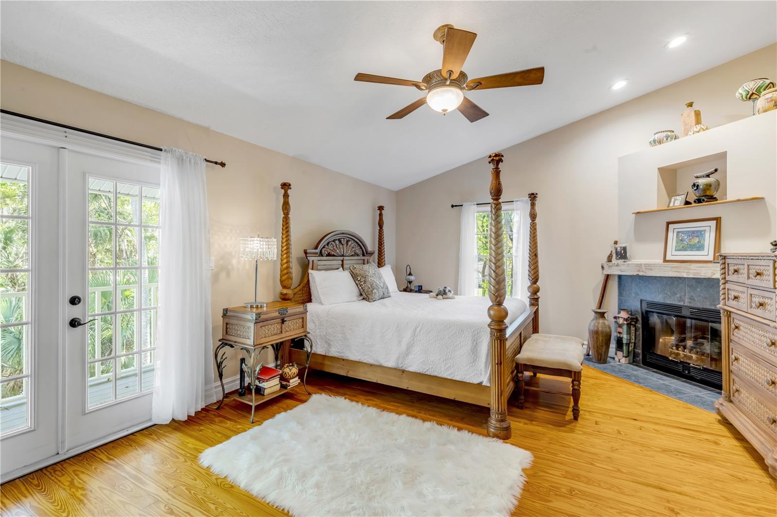 Image 49 of 100 For 2101 Knittle Circle