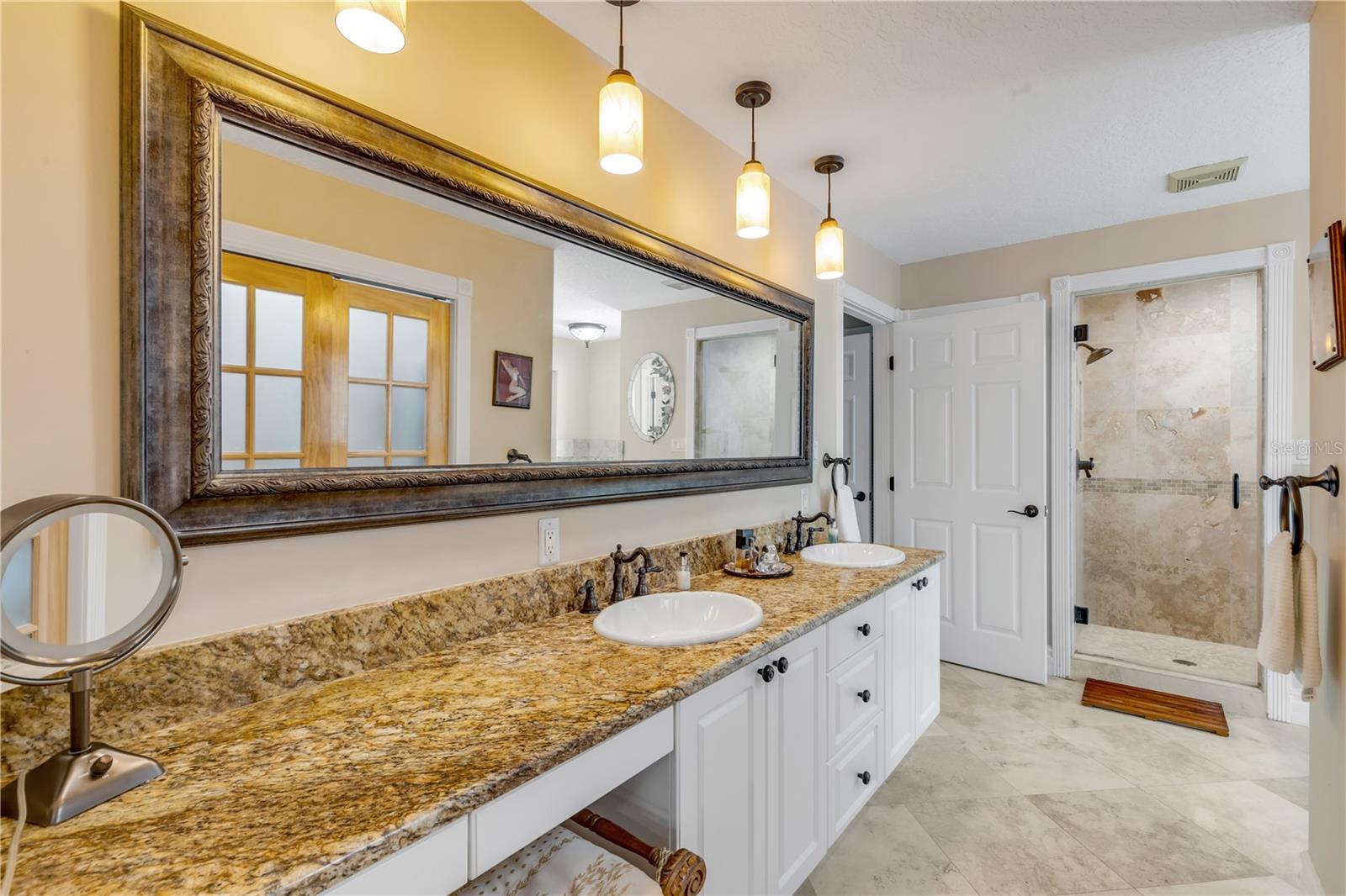 Image 52 of 100 For 2101 Knittle Circle