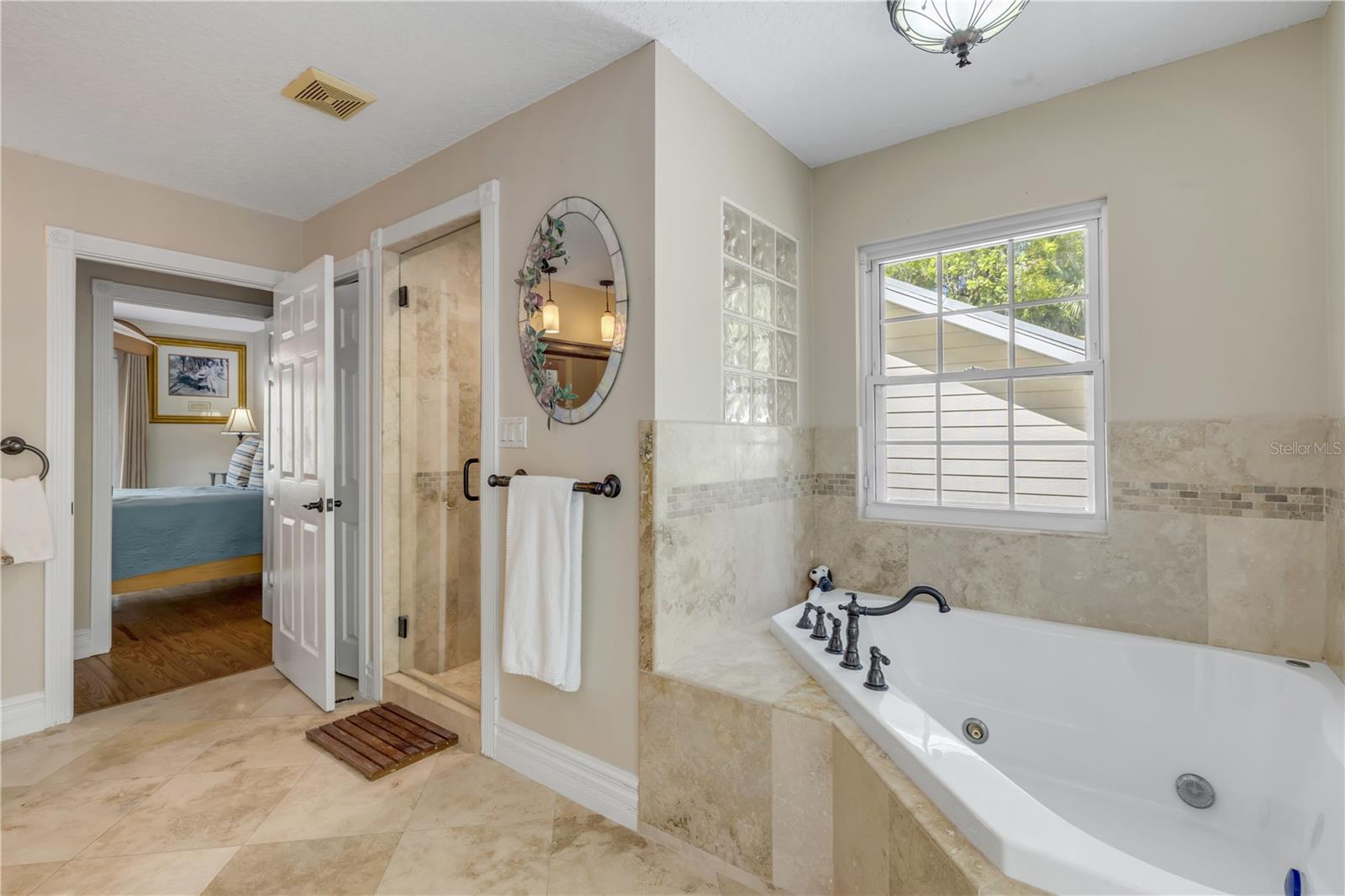 Image 56 of 100 For 2101 Knittle Circle