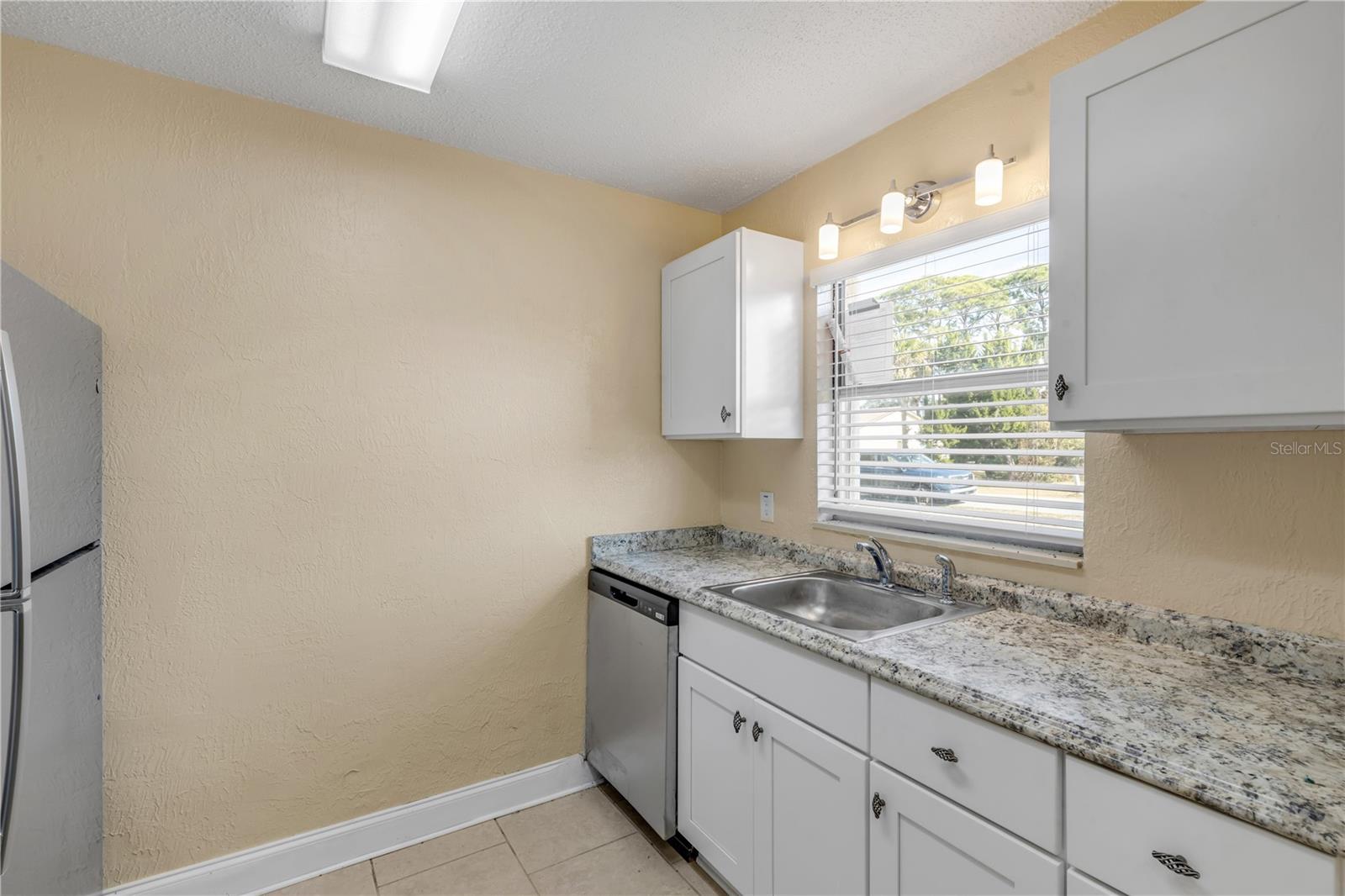 Image 18 of 60 For 1930 Fern Palm Drive