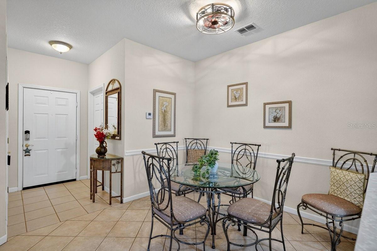 Image 6 of 47 For 830 Airport Road 101