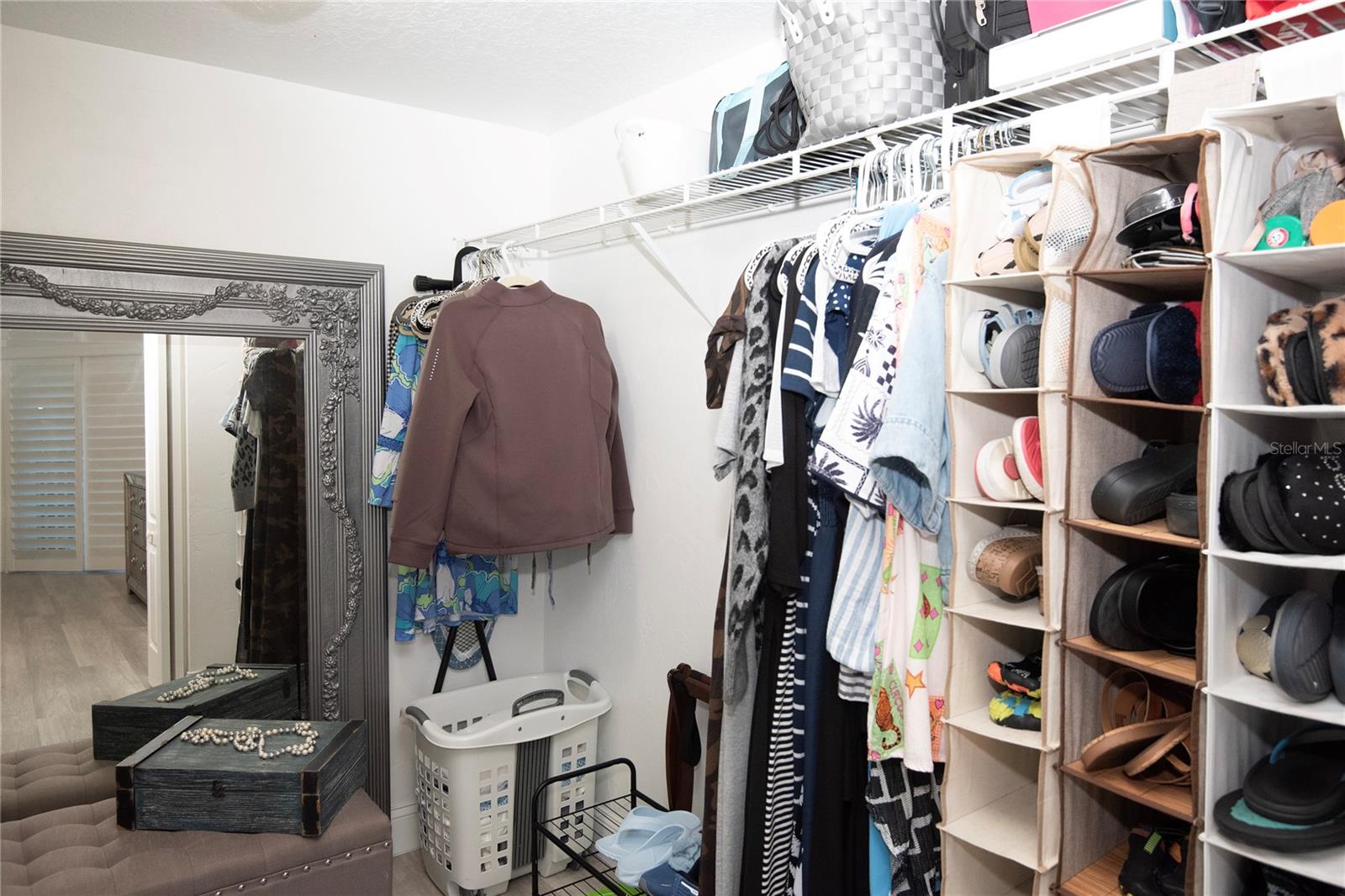 Image 29 of 65 For 4 Oceans West Boulevard 102c