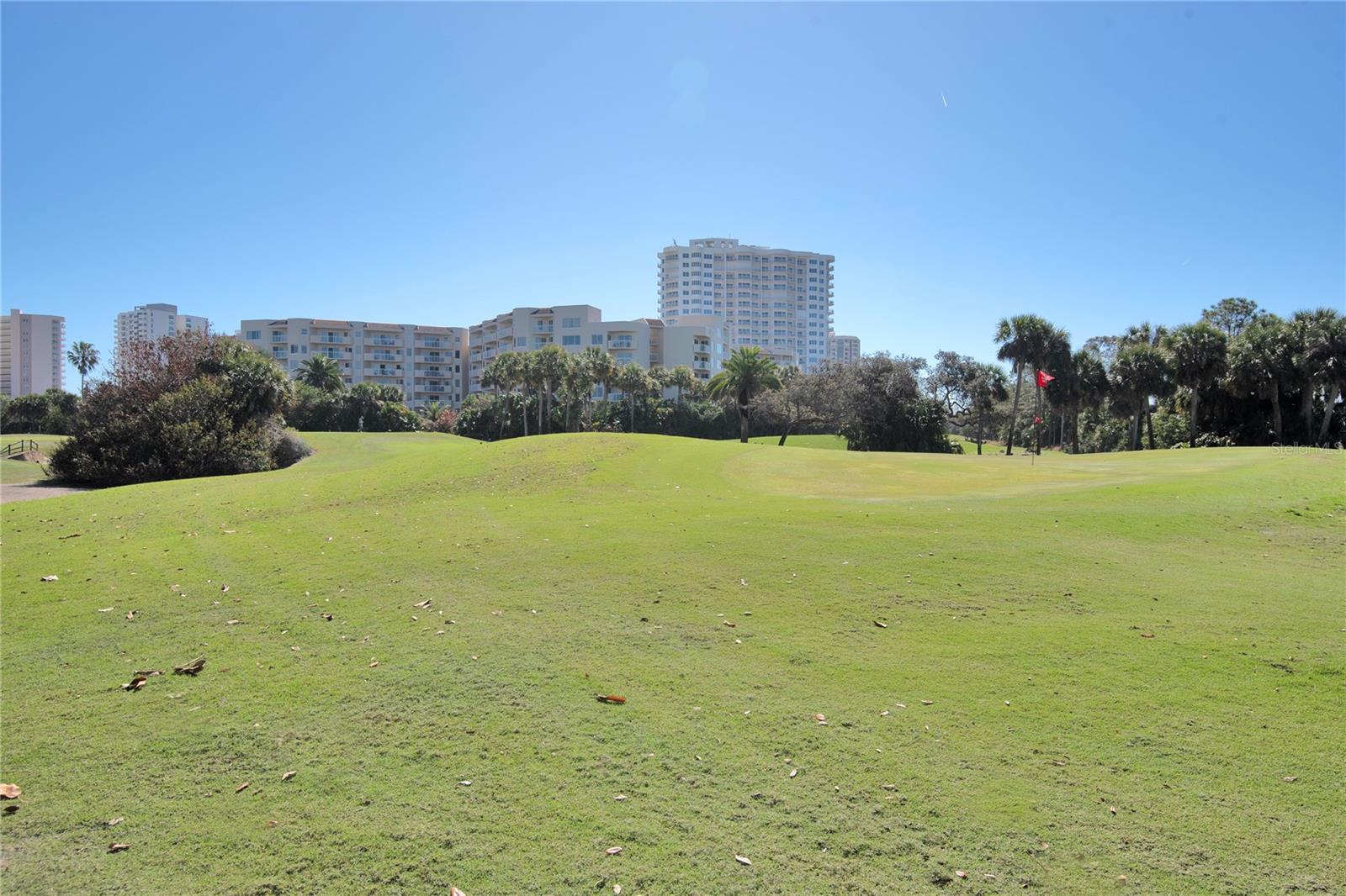 Image 51 of 65 For 4 Oceans West Boulevard 102c