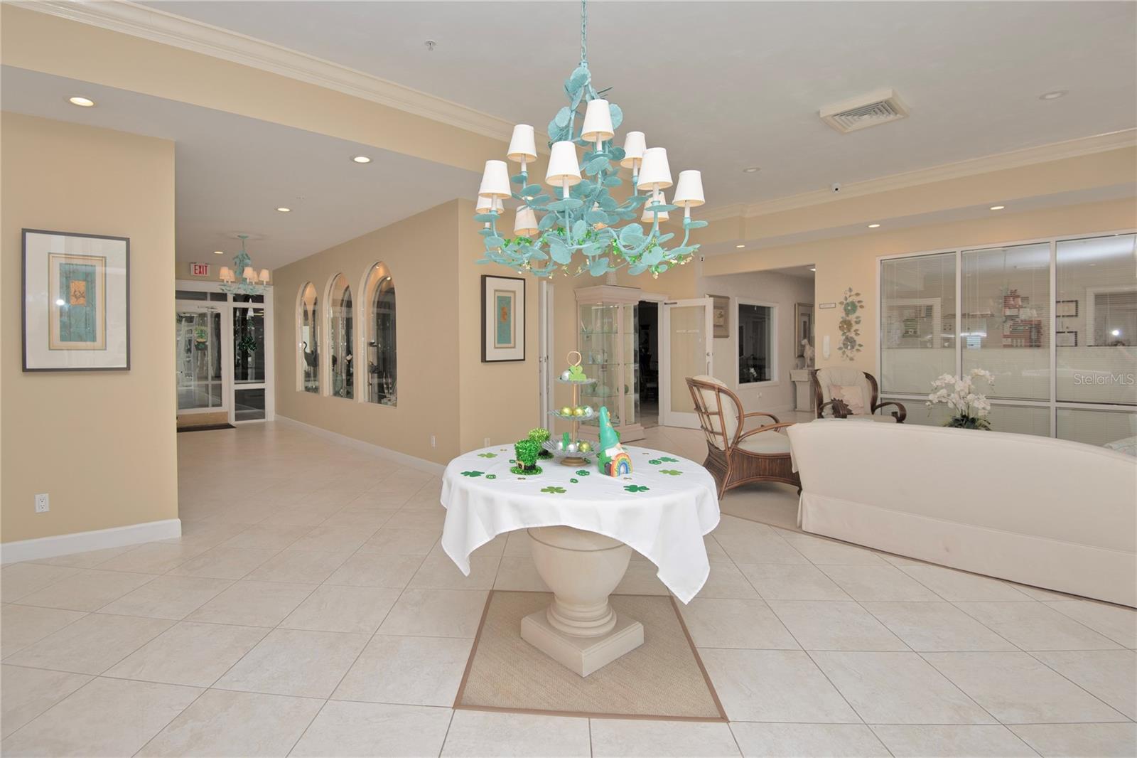 Image 55 of 65 For 4 Oceans West Boulevard 102c