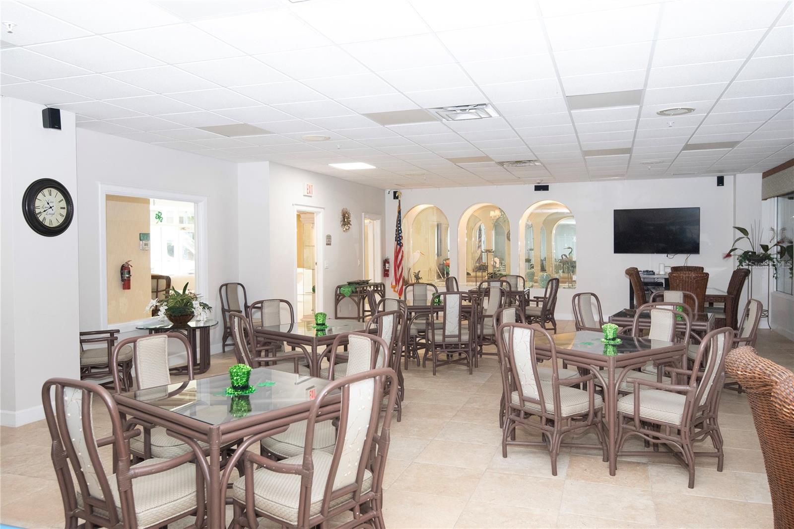 Image 56 of 65 For 4 Oceans West Boulevard 102c