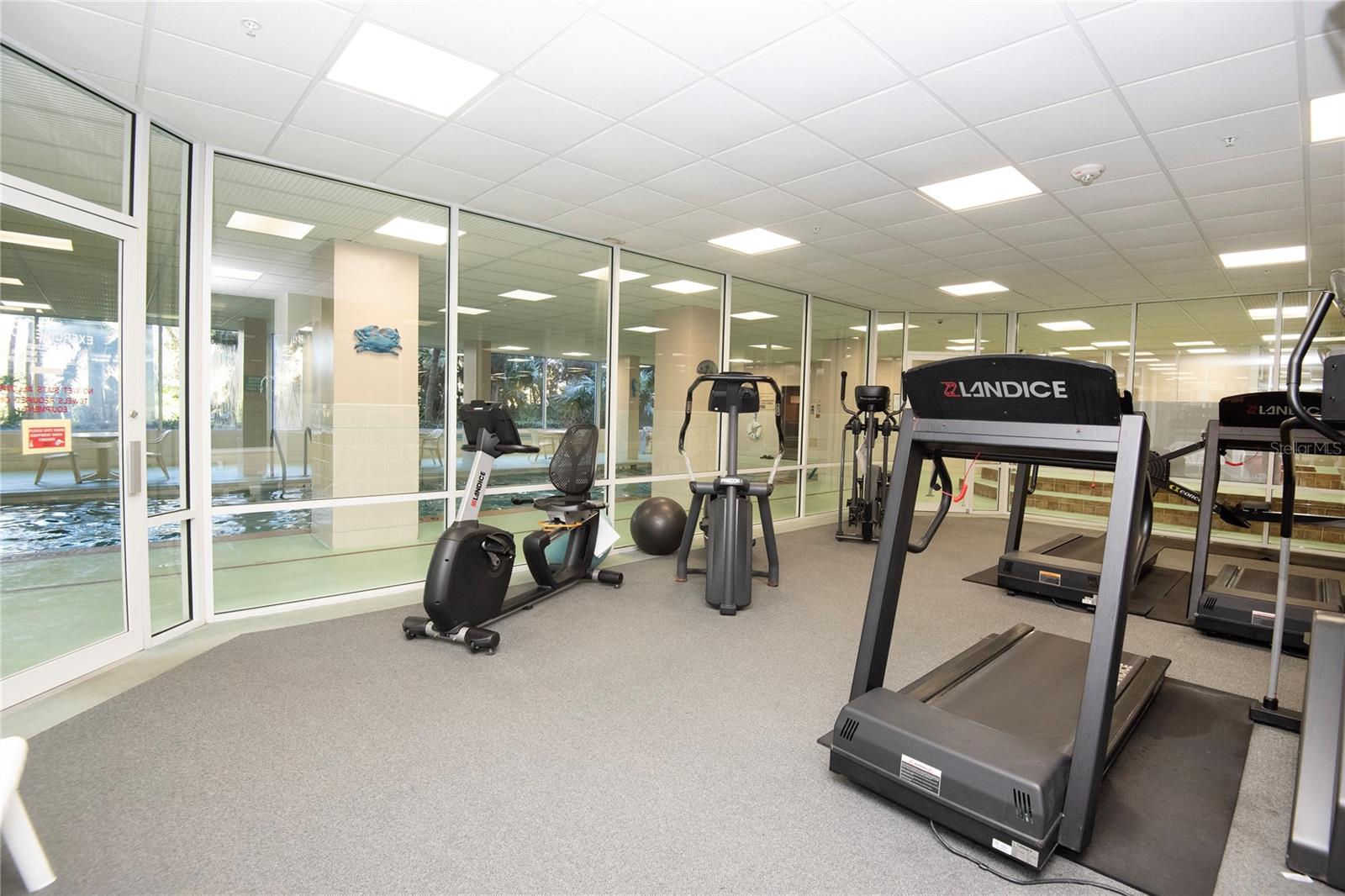 Image 60 of 65 For 4 Oceans West Boulevard 102c