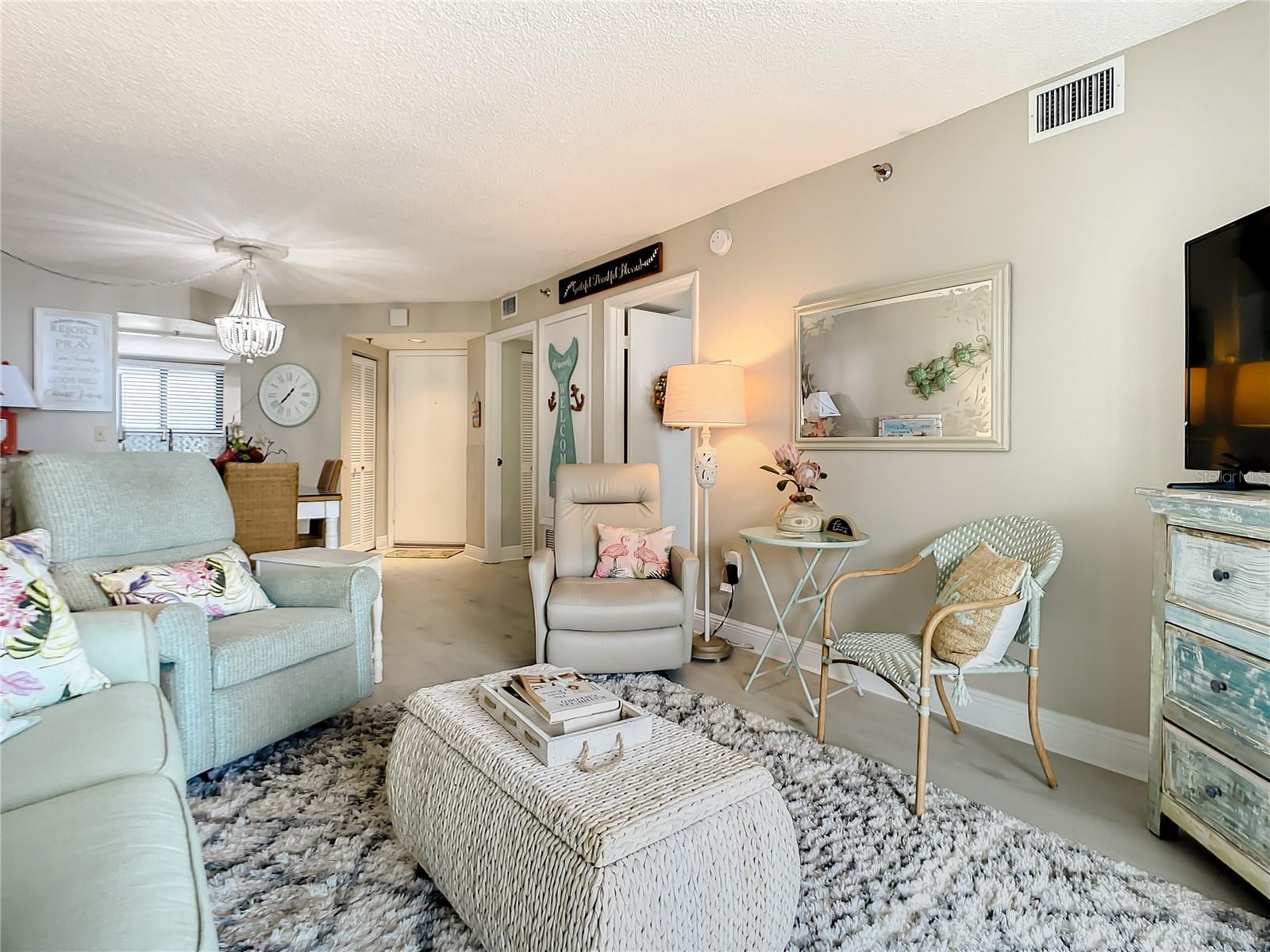 Image 11 of 40 For 3405 Atlantic Avenue 502