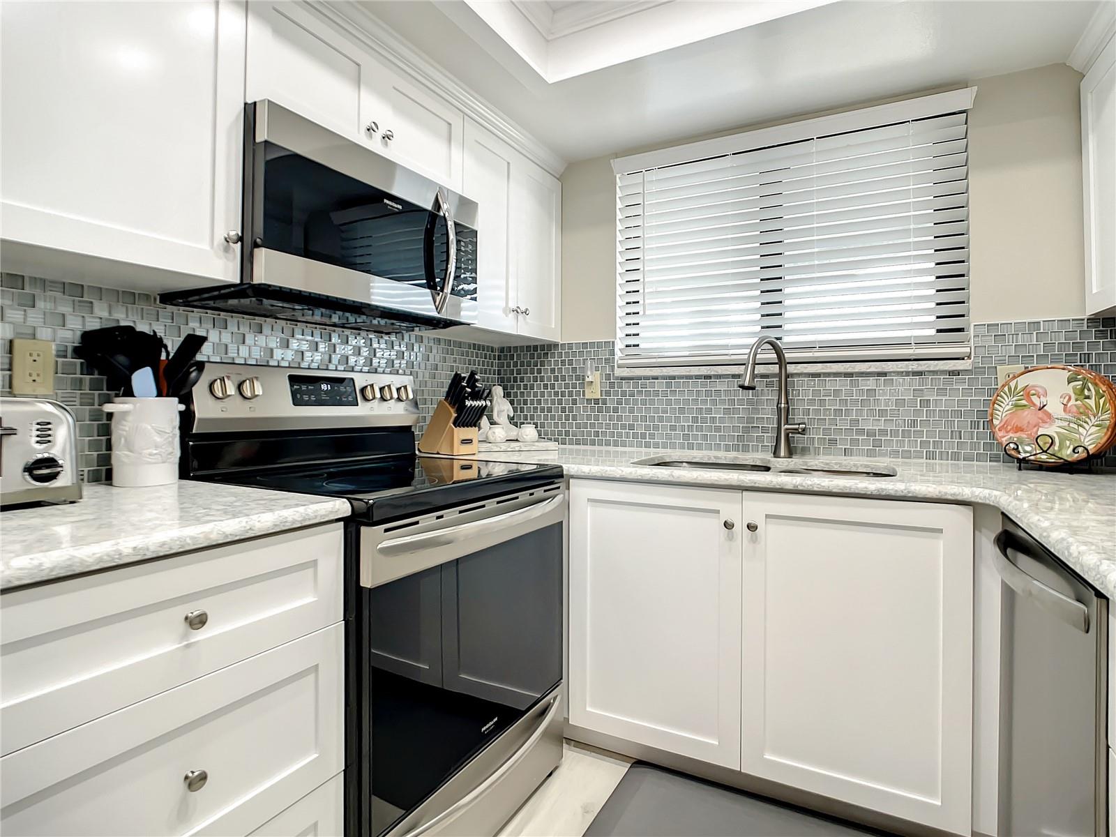 Image 18 of 40 For 3405 Atlantic Avenue 502