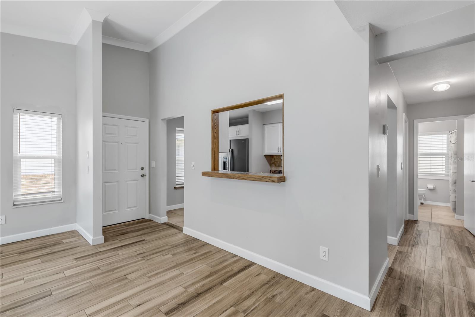 Image 10 of 50 For 240 Bob White Court 240