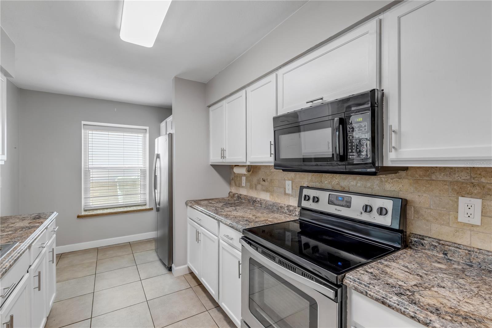 Image 16 of 50 For 240 Bob White Court 240