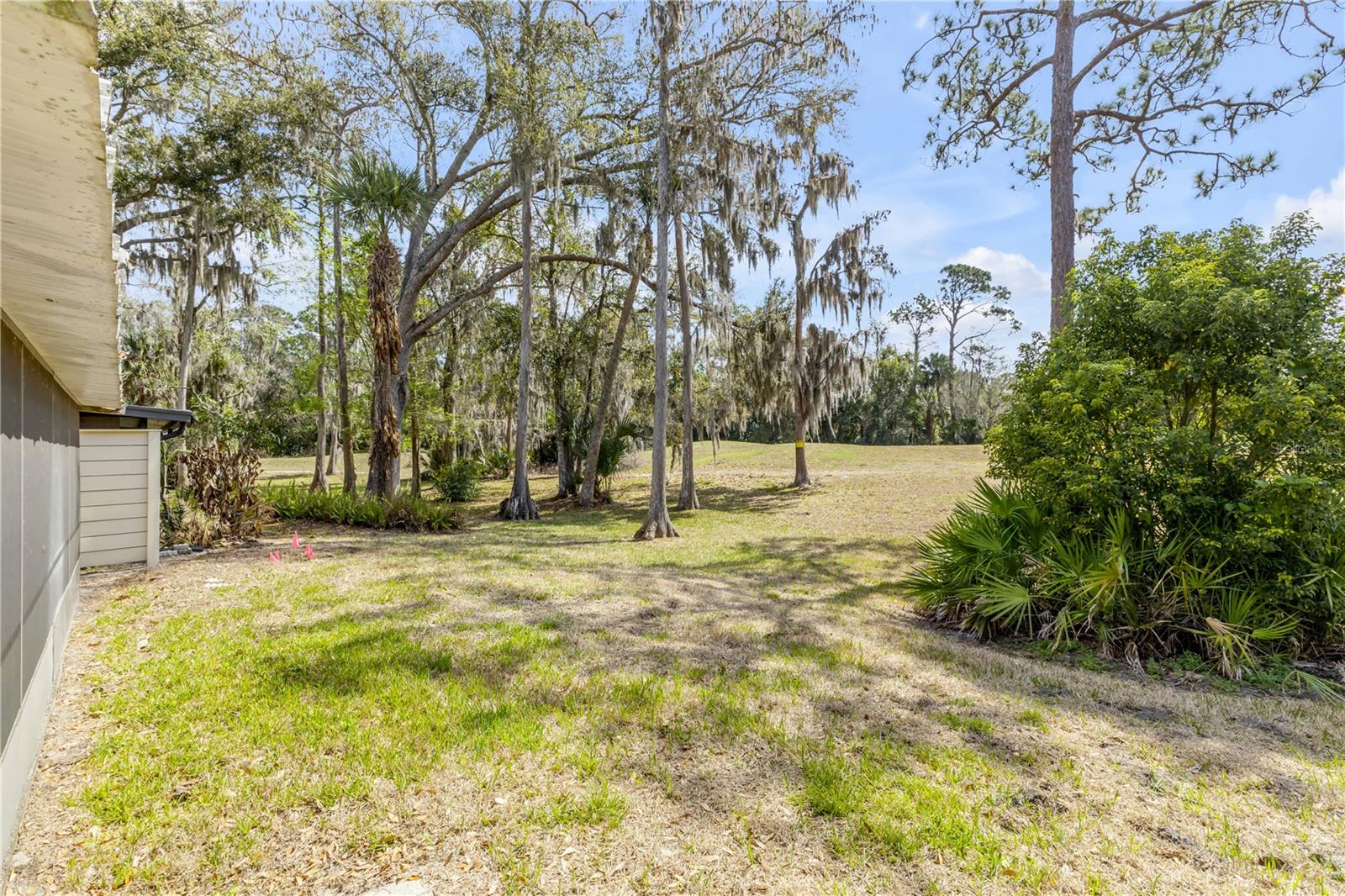 Image 34 of 50 For 240 Bob White Court 240