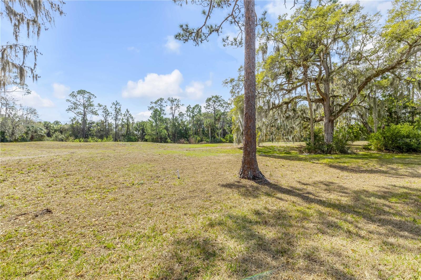 Image 37 of 50 For 240 Bob White Court 240