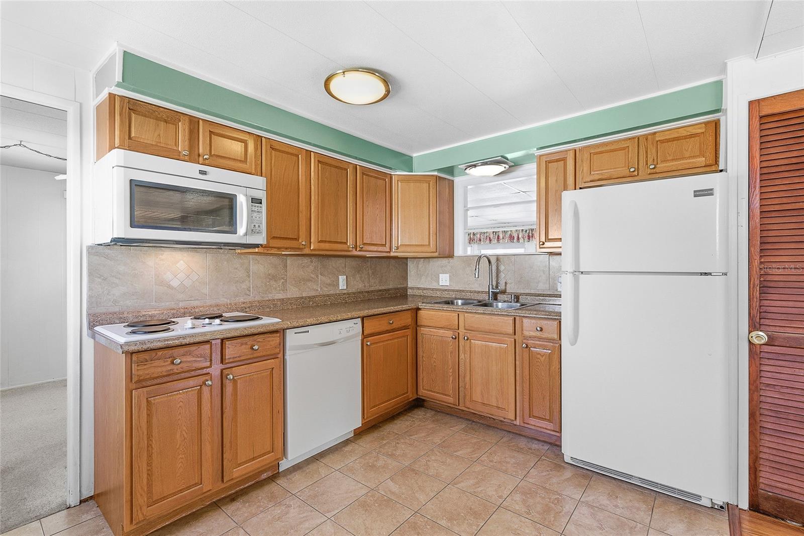 Image 15 of 34 For 5292 Rogers Avenue