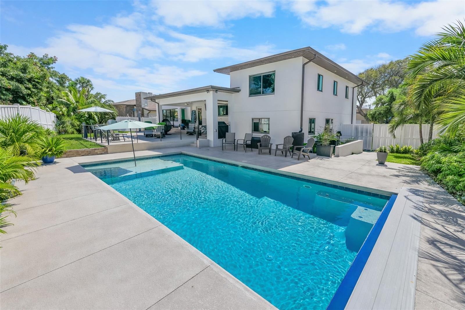 Image 12 of 46 For 2 Pleasant View Circle