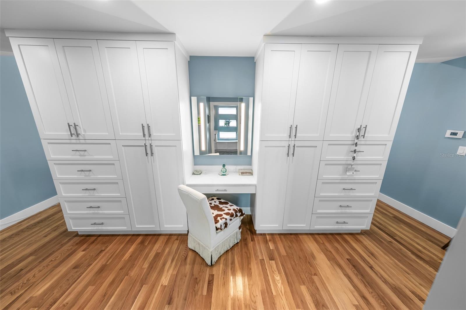 Image 24 of 46 For 2 Pleasant View Circle