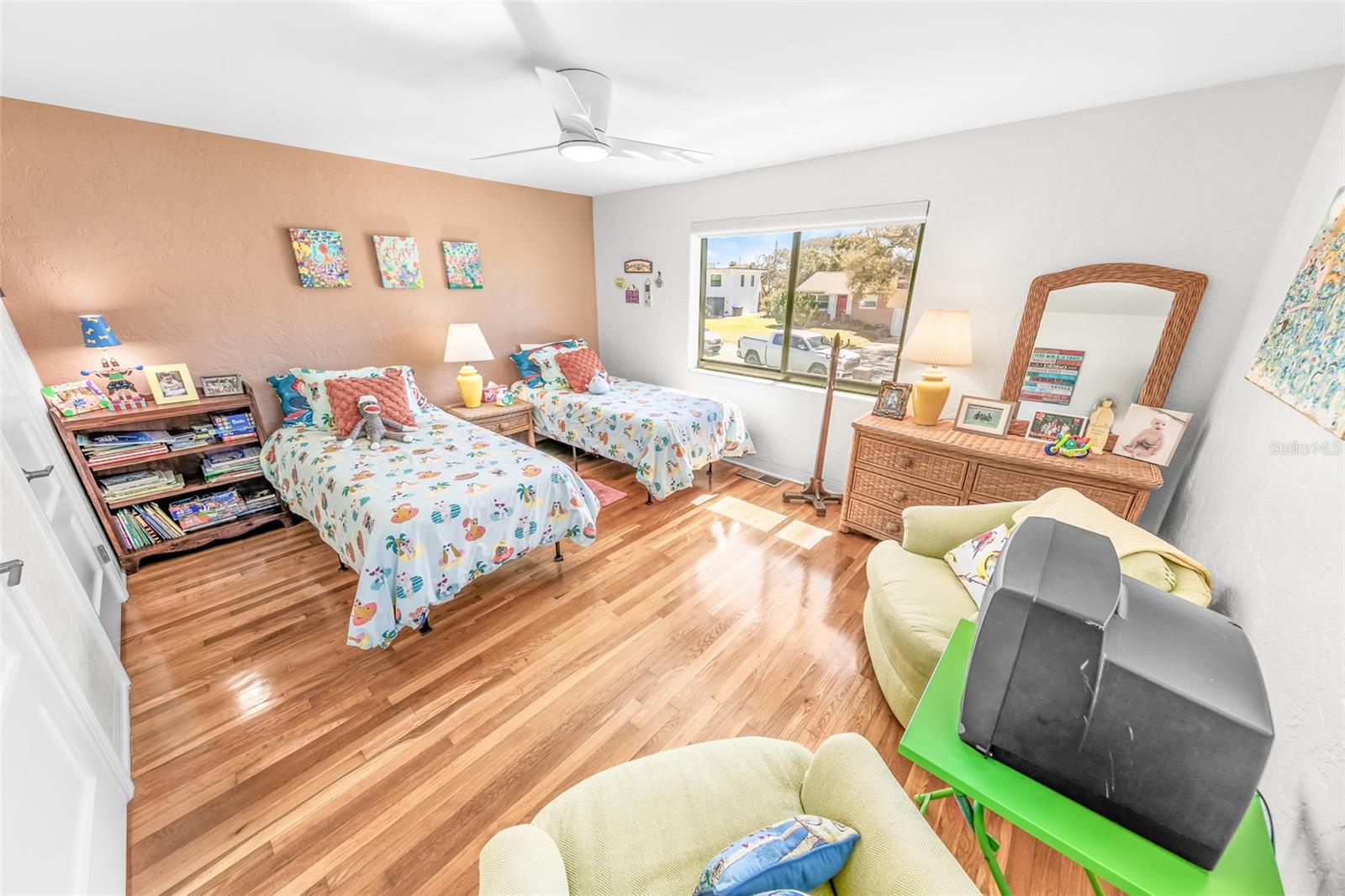 Image 39 of 46 For 2 Pleasant View Circle