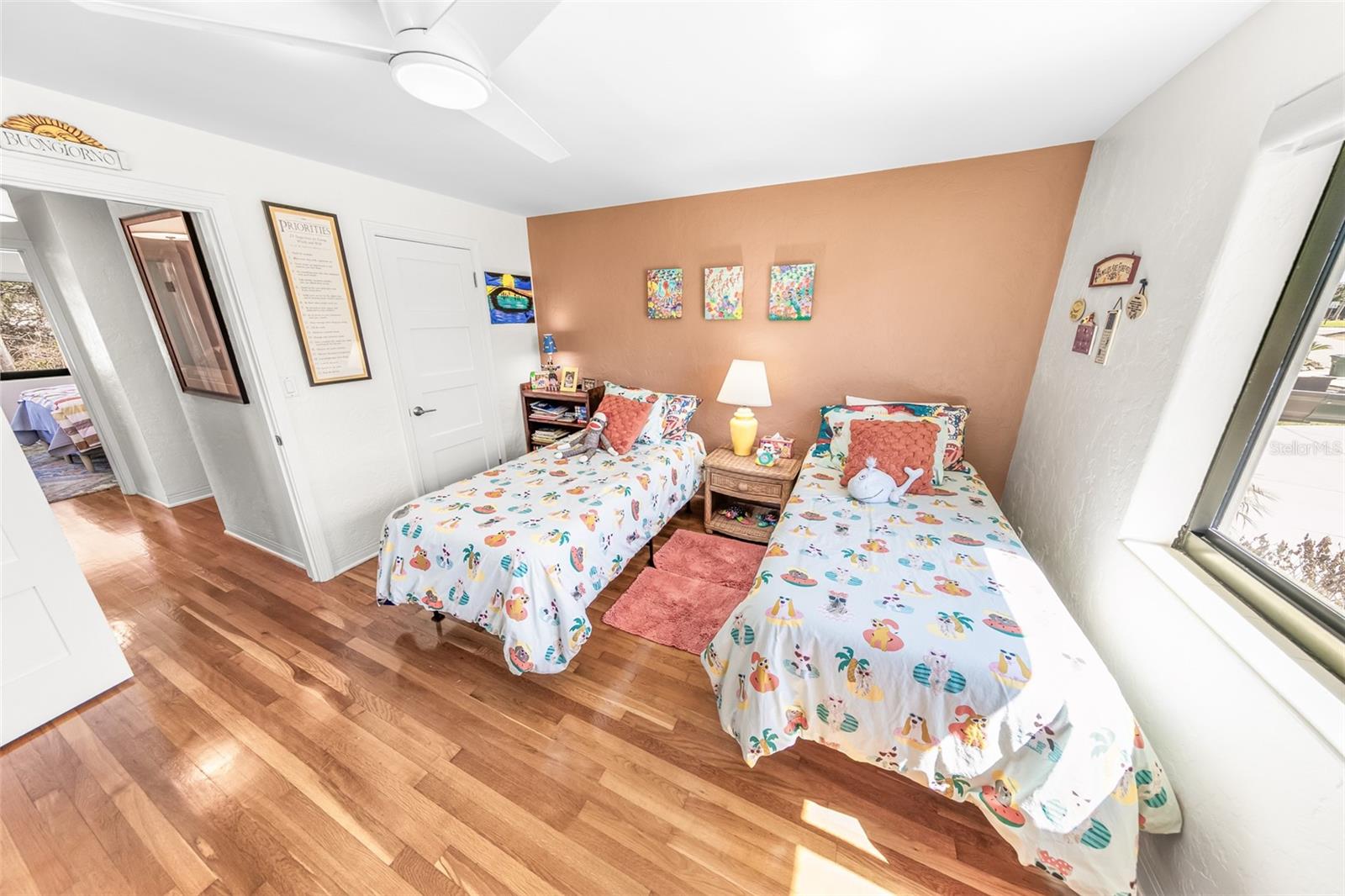 Image 40 of 46 For 2 Pleasant View Circle