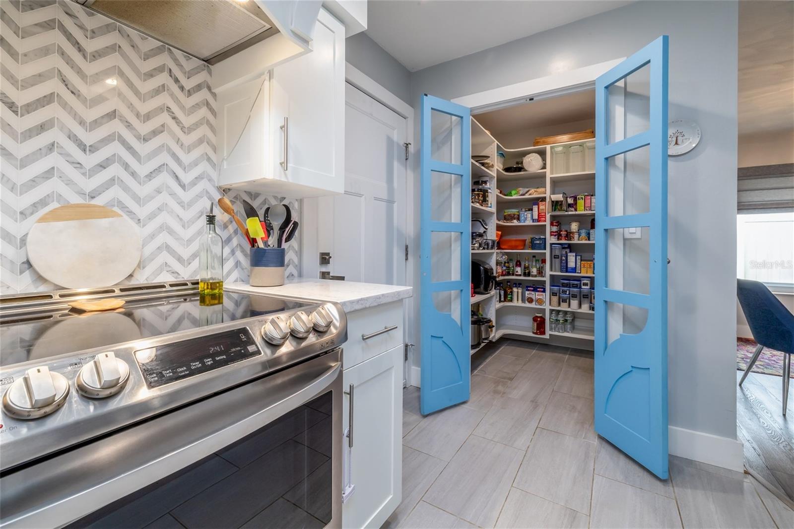 Image 9 of 22 For 966 Bramble Bush Circle W