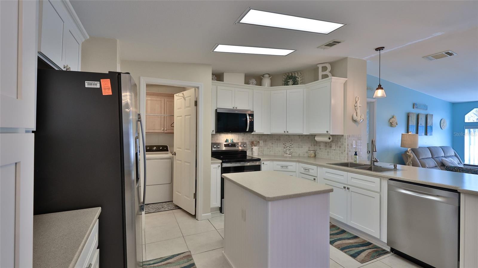 Image 10 of 50 For 317 Water Landing Drive