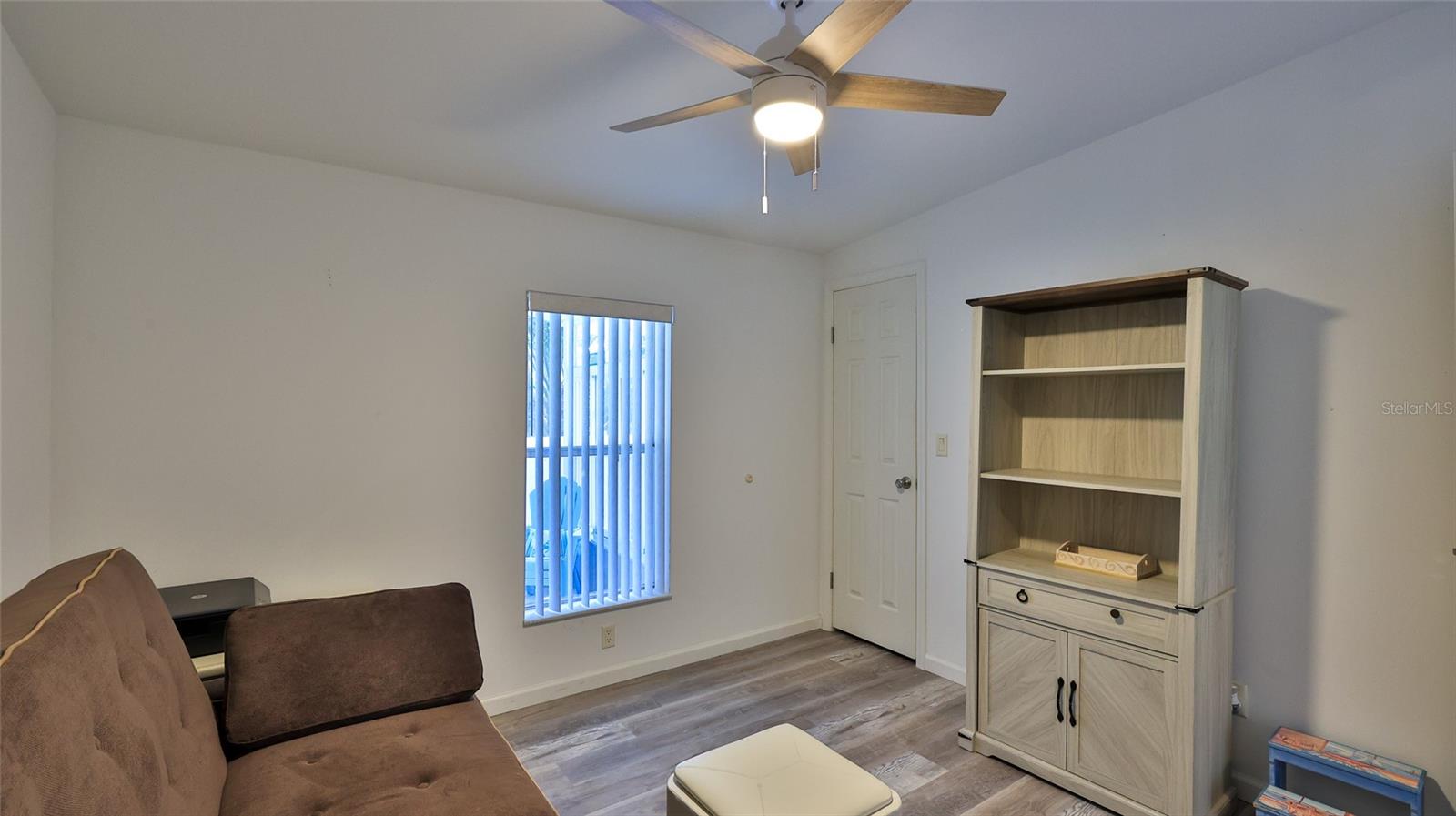 Image 19 of 50 For 317 Water Landing Drive