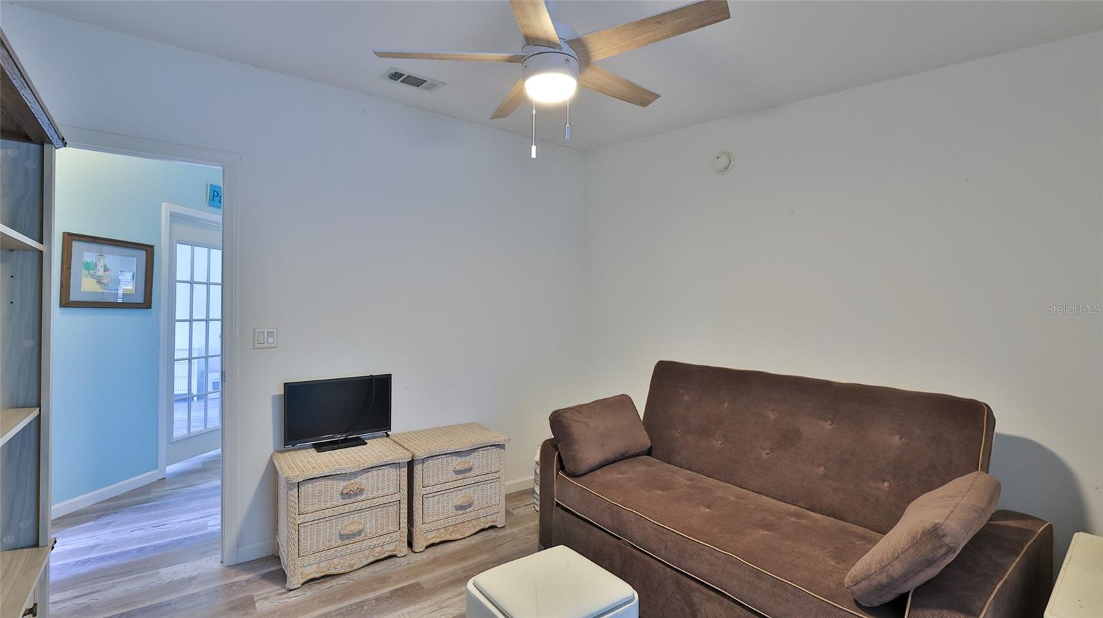 Image 20 of 50 For 317 Water Landing Drive