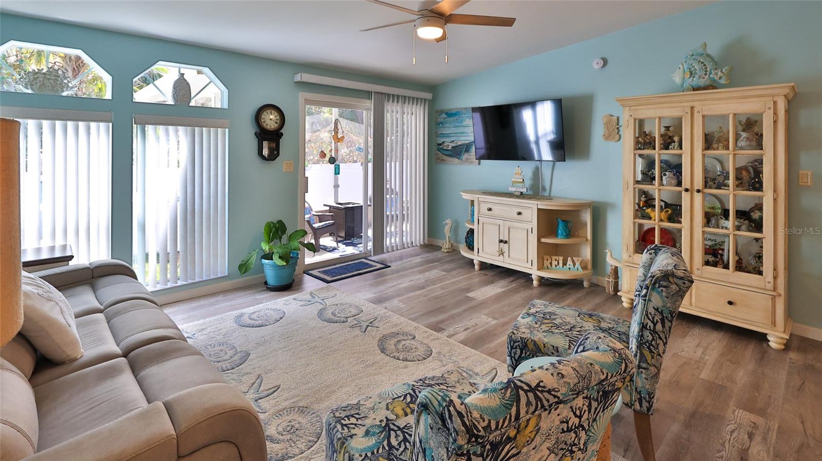 Image 7 of 50 For 317 Water Landing Drive