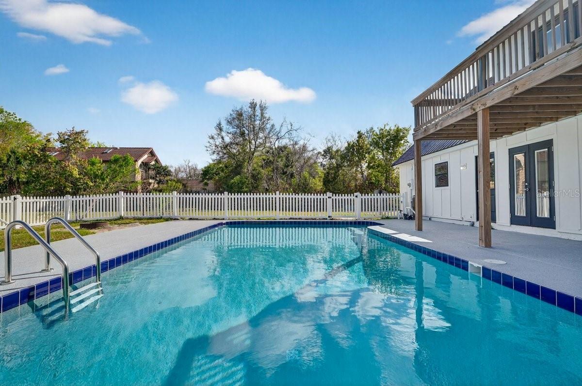 Image 14 of 70 For 425 Country Circle Drive E