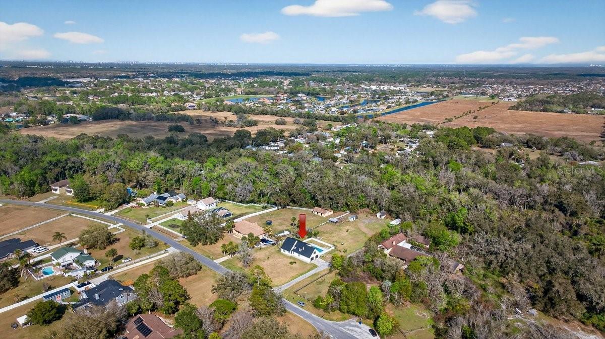 Image 65 of 70 For 425 Country Circle Drive E