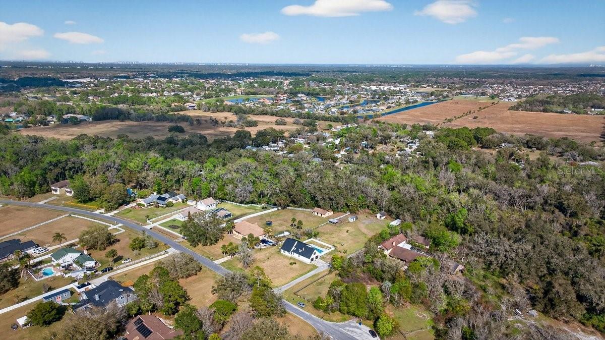 Image 69 of 70 For 425 Country Circle Drive E