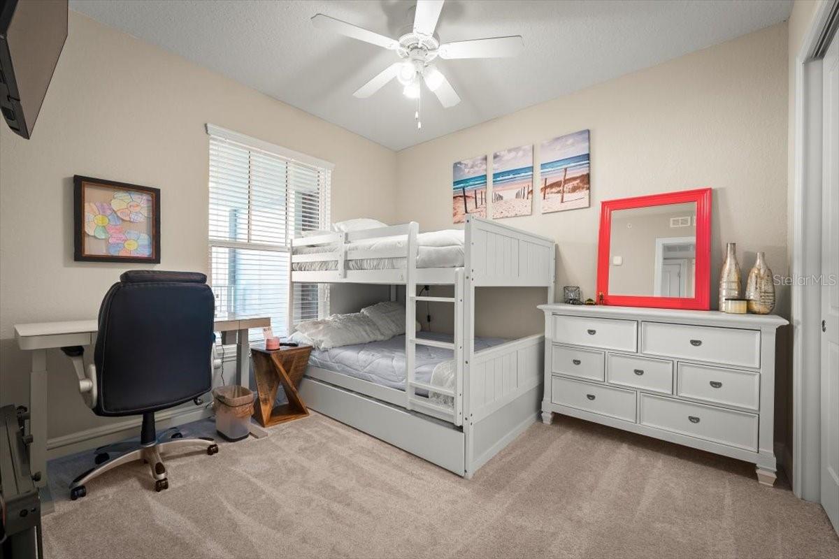 Image 11 of 63 For 1 Riverwalk Drive 303