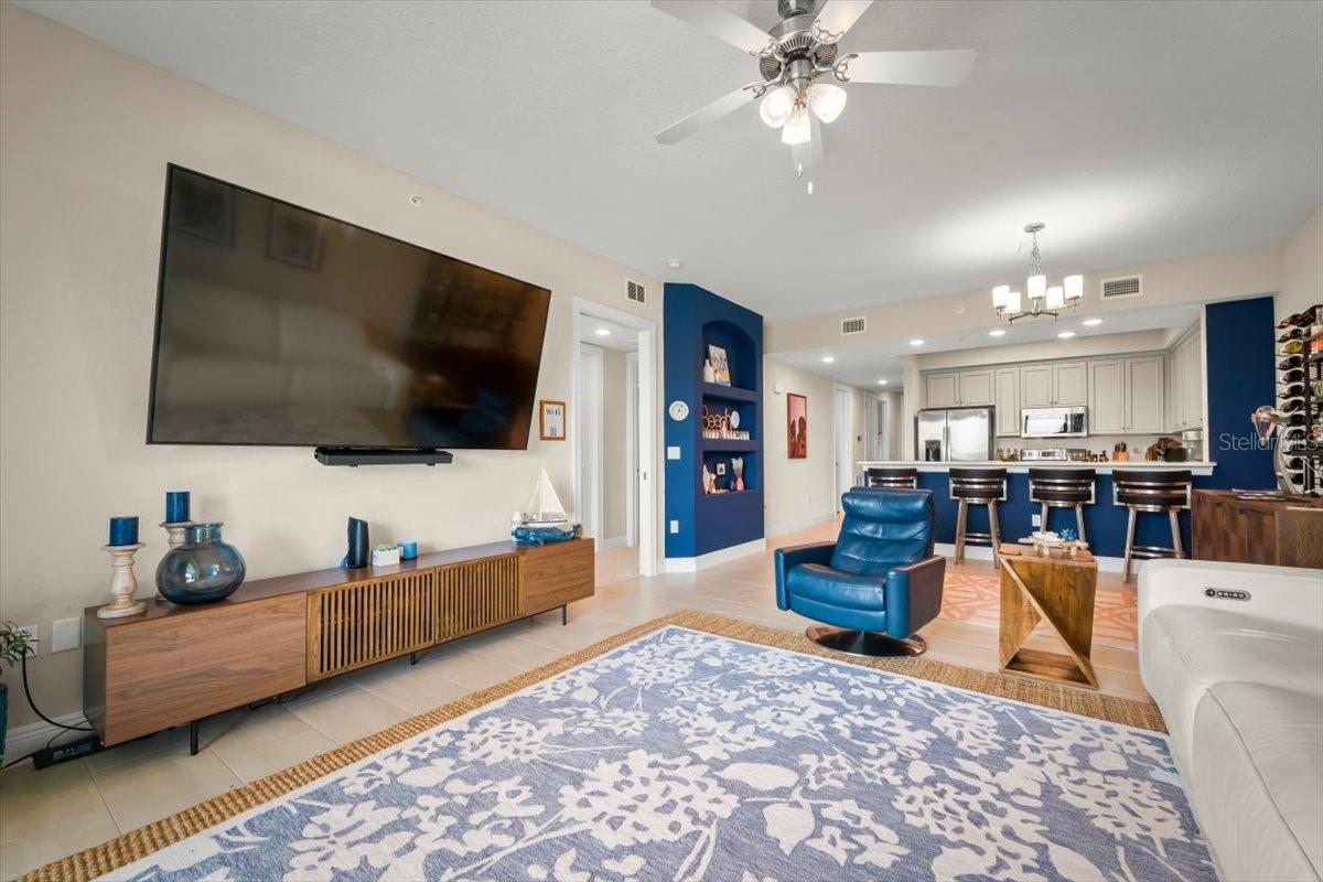 Image 26 of 63 For 1 Riverwalk Drive 303