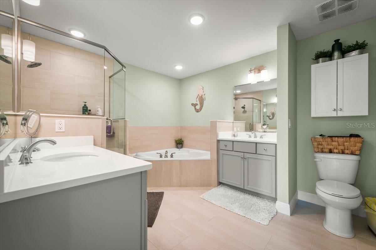 Image 32 of 63 For 1 Riverwalk Drive 303