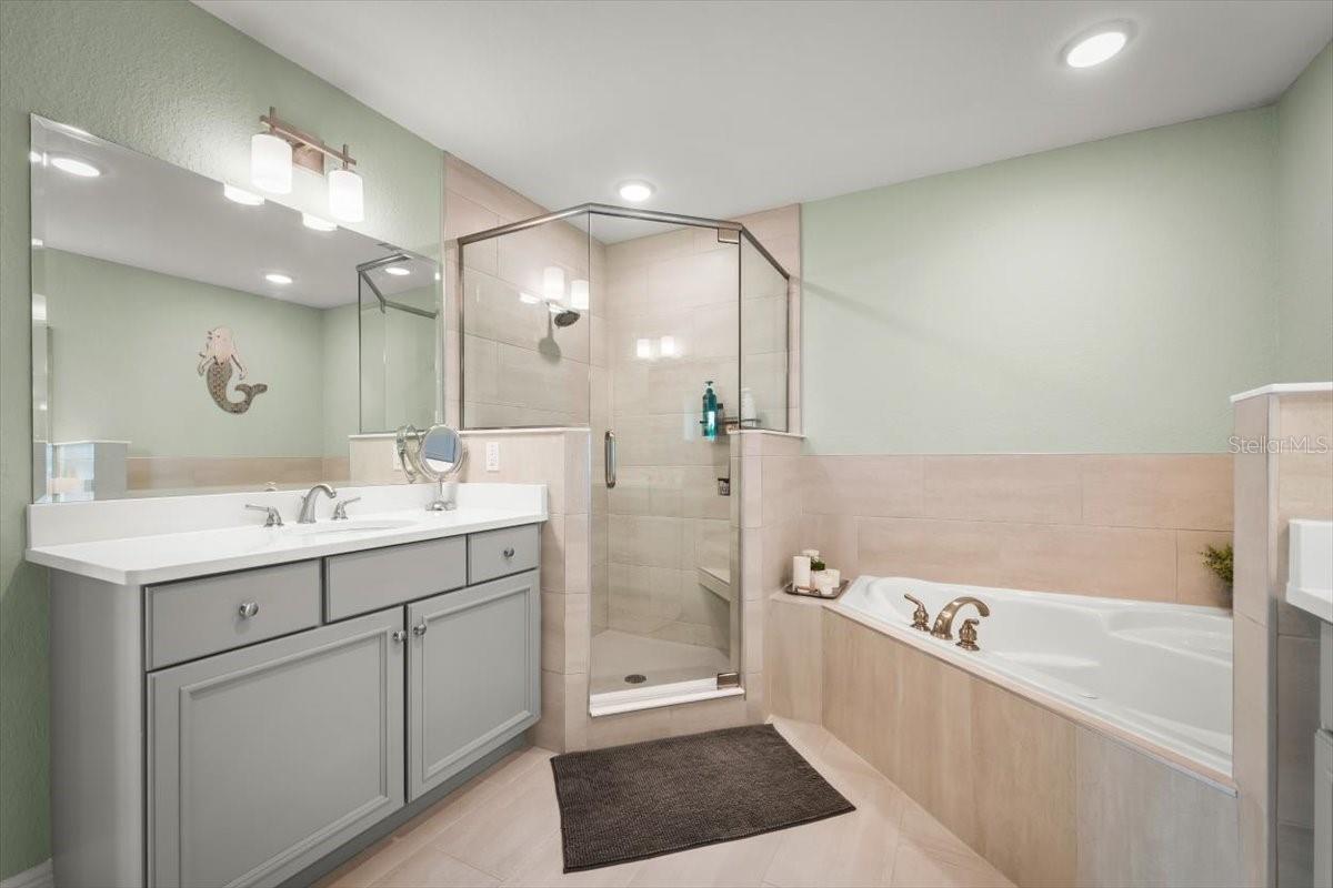 Image 33 of 63 For 1 Riverwalk Drive 303