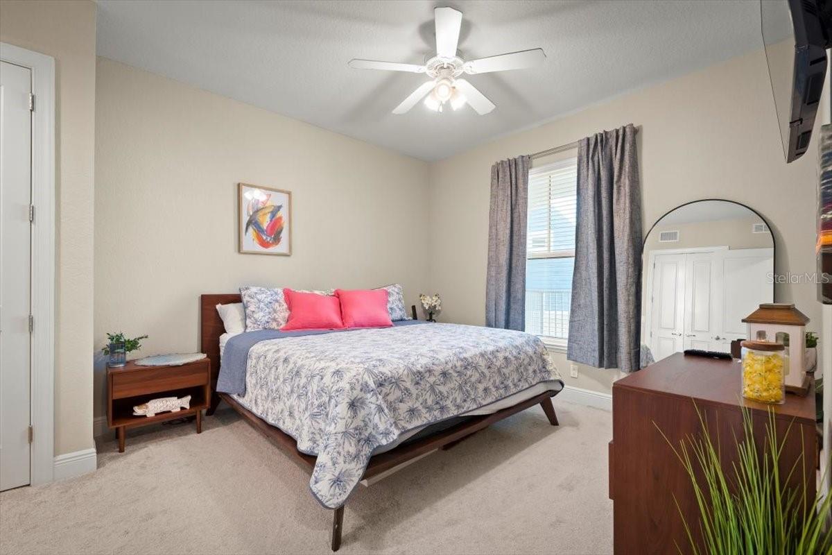 Image 8 of 63 For 1 Riverwalk Drive 303