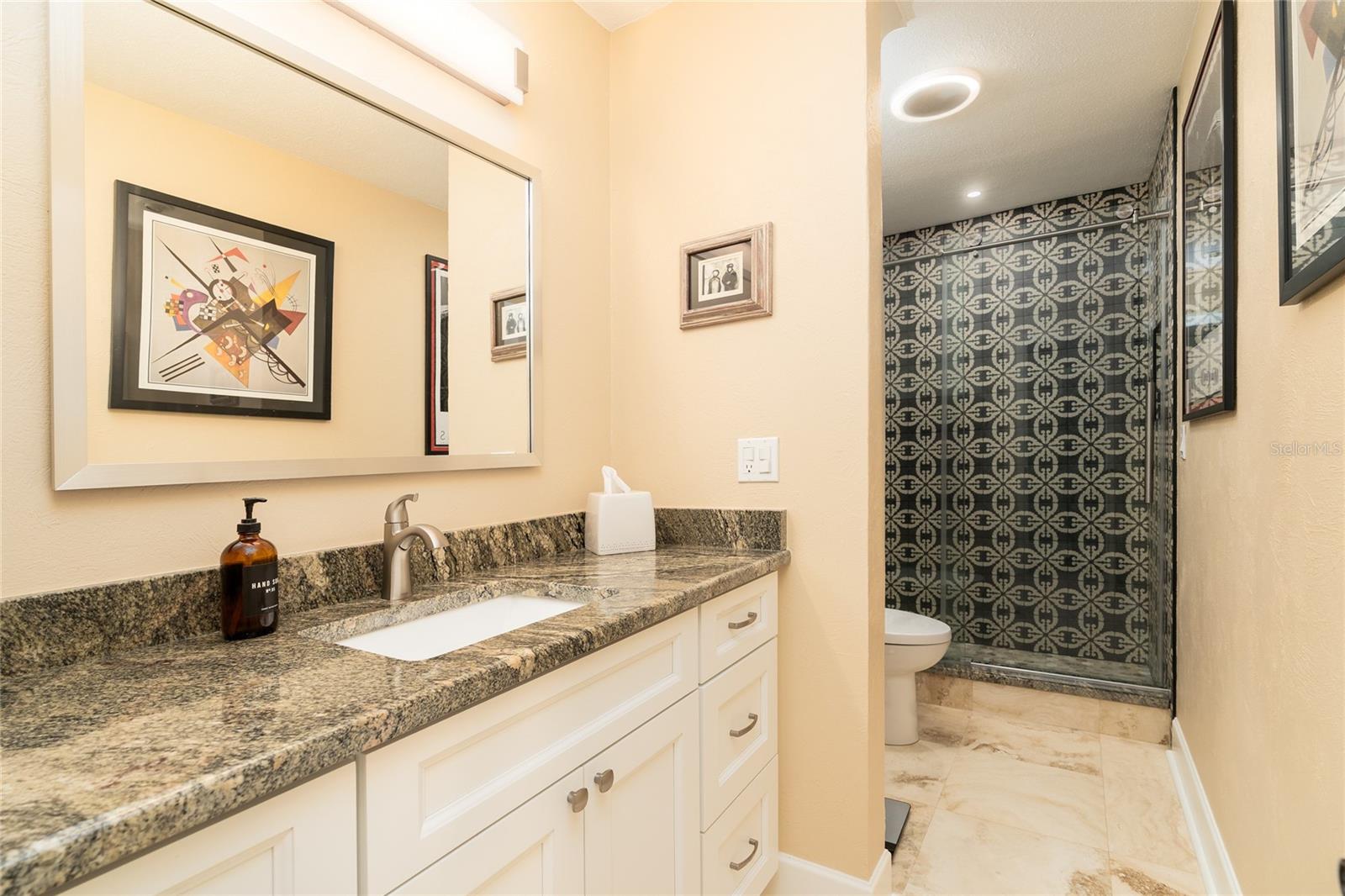 Image 20 of 44 For 1104 Riverside Drive