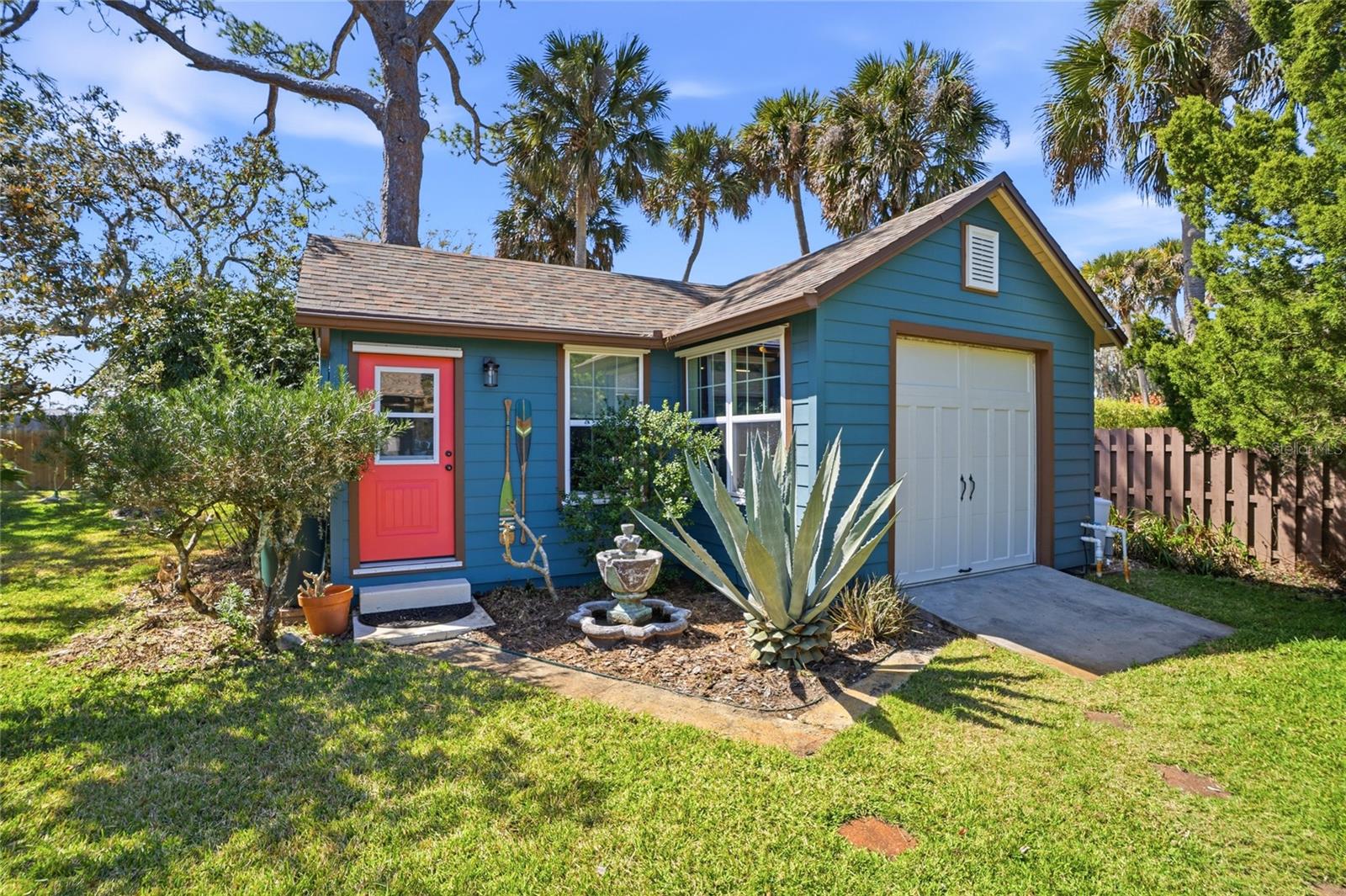 Image 32 of 44 For 1104 Riverside Drive