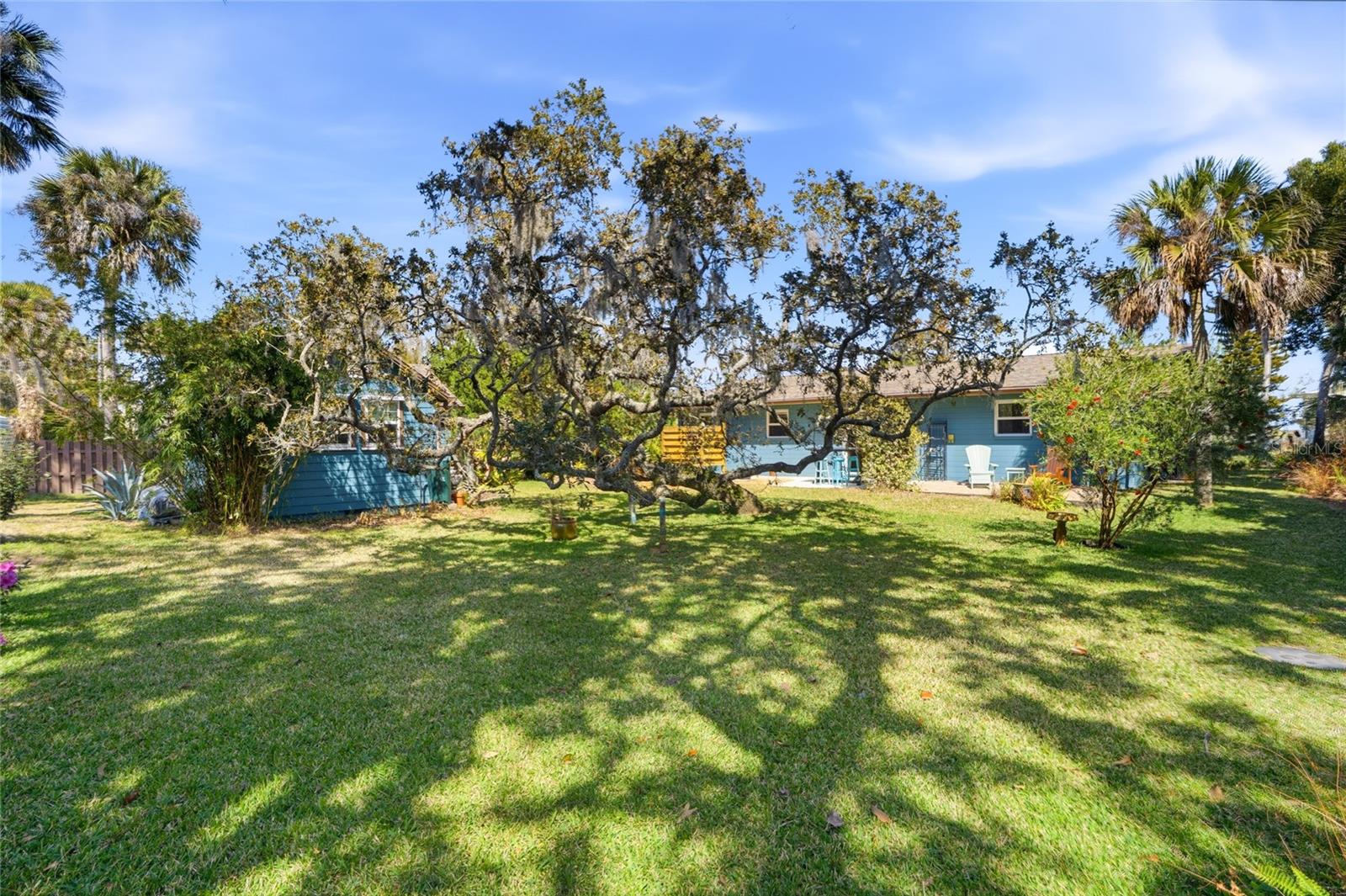 Image 38 of 44 For 1104 Riverside Drive