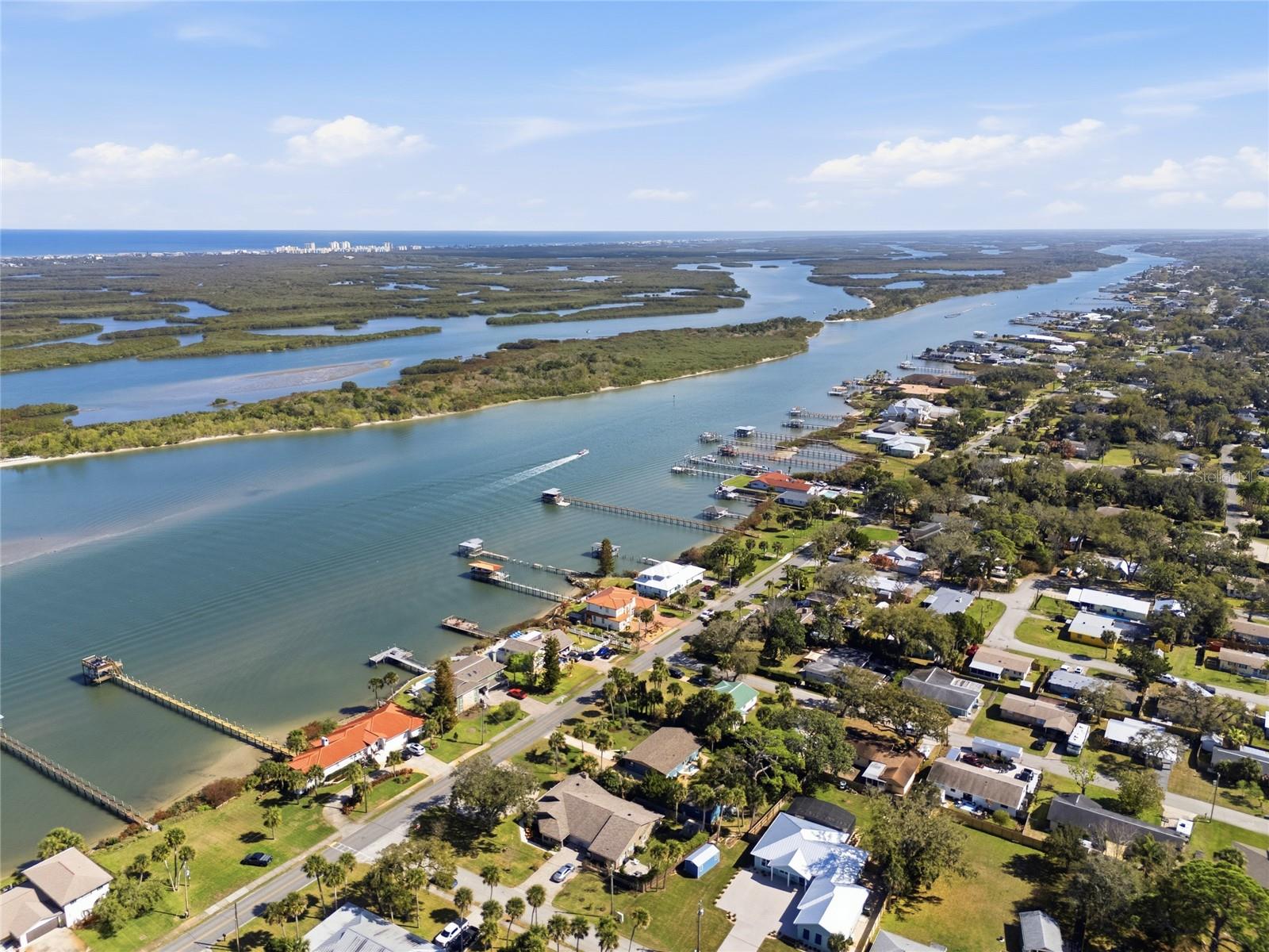 Image 42 of 44 For 1104 Riverside Drive