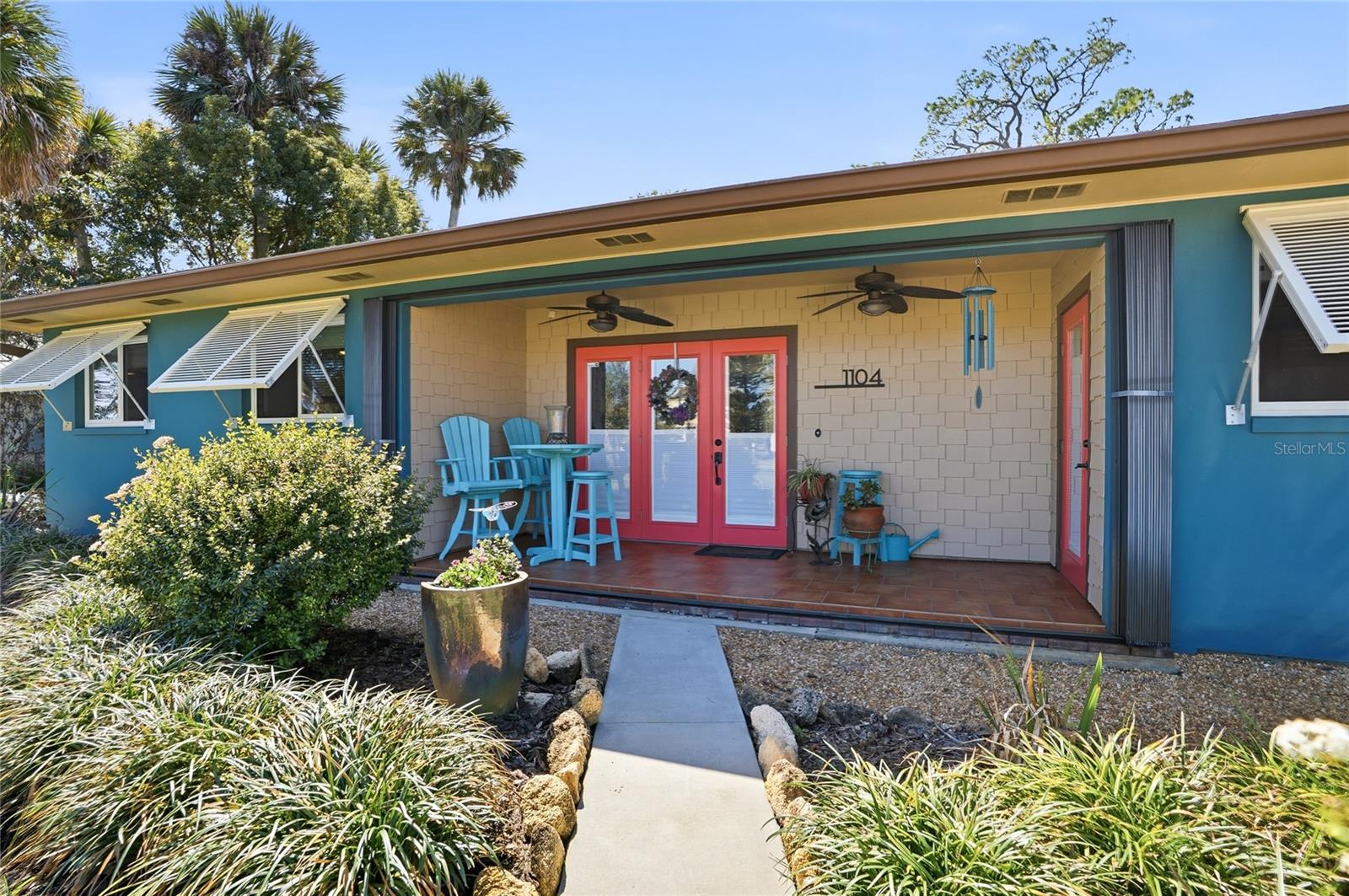 Image 5 of 44 For 1104 Riverside Drive